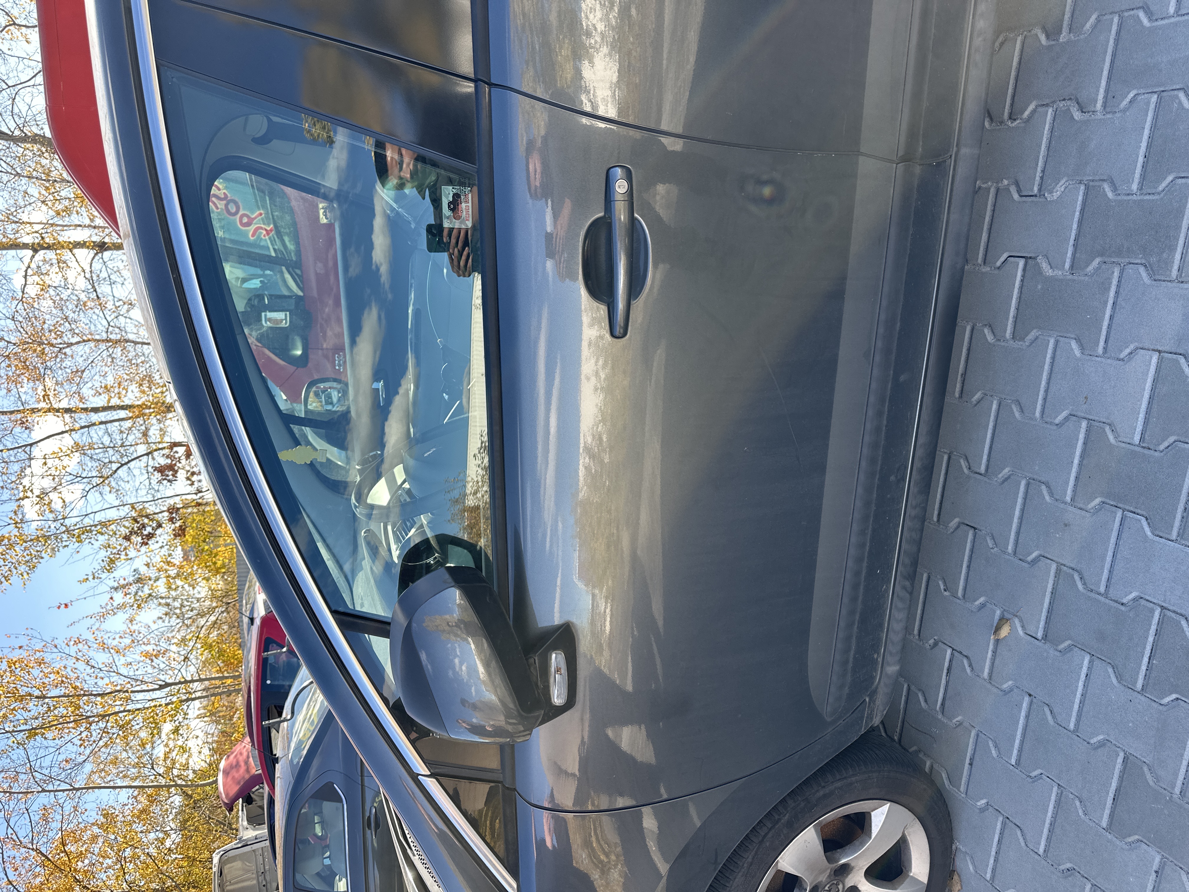 left_door