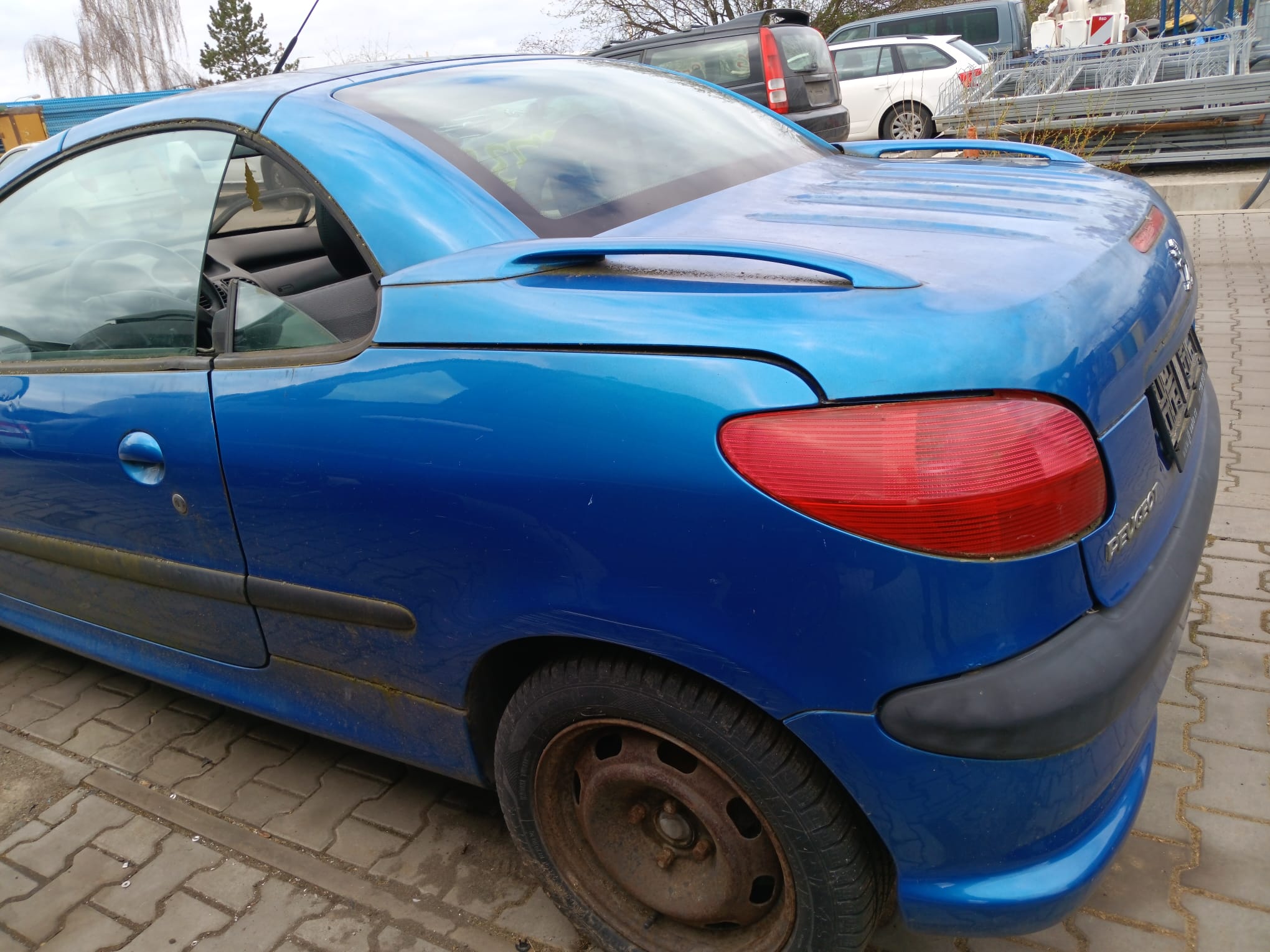 rear_left_fender