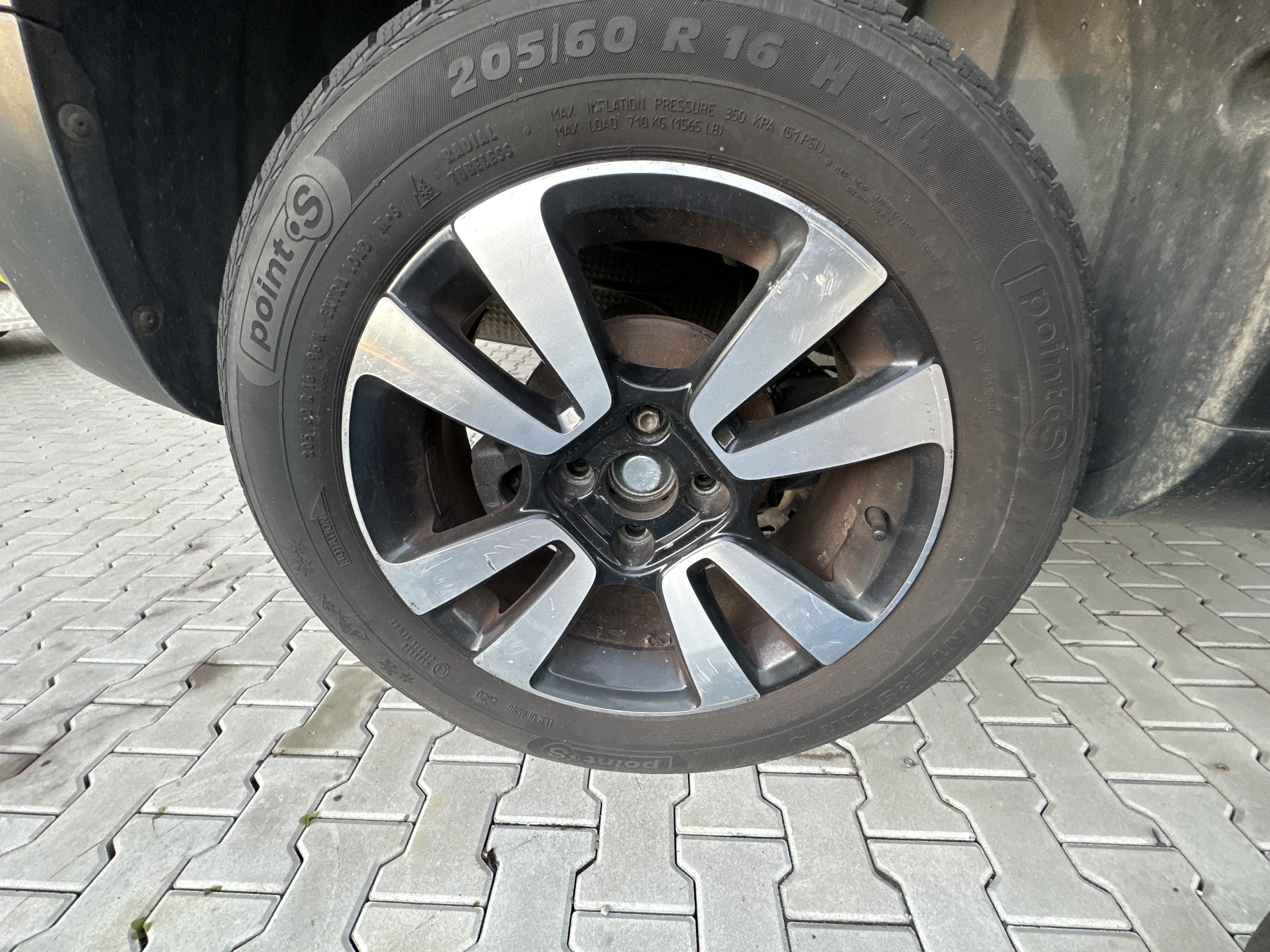 rear_right_wheel