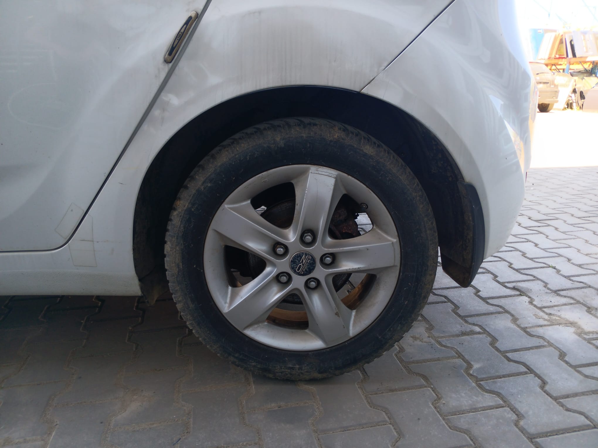 rear_left_wheel