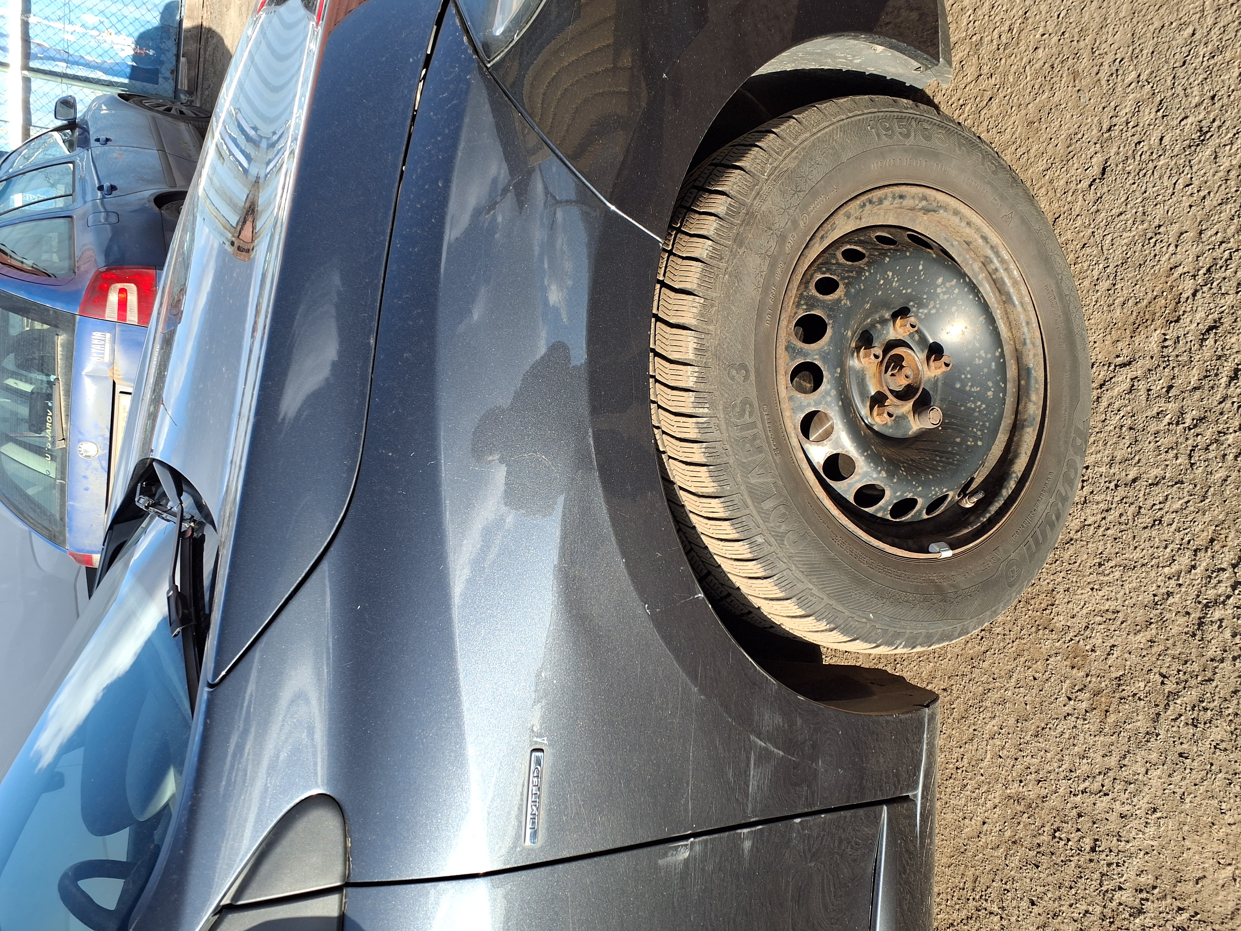 front_right_fender