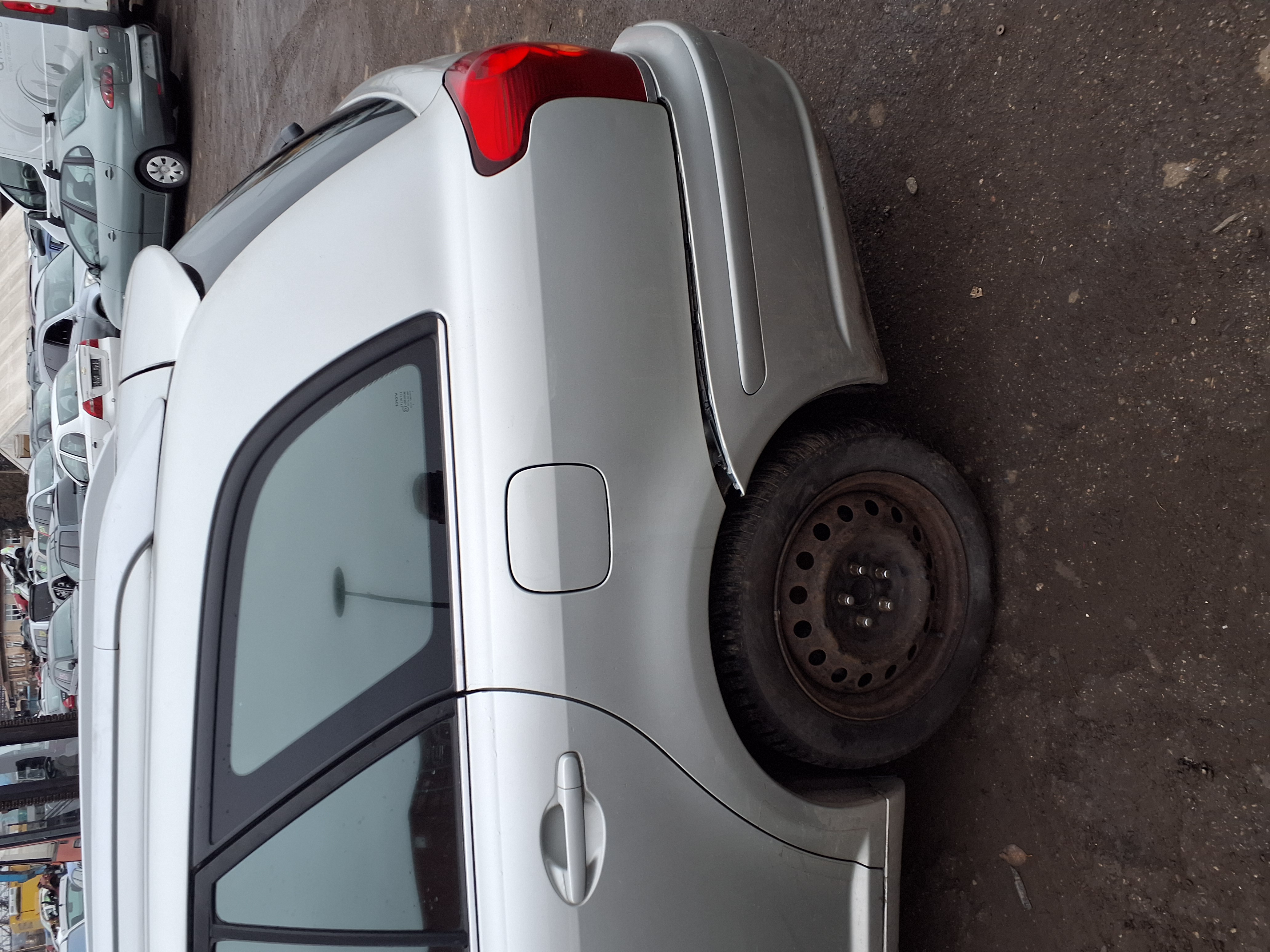 rear_left_fender