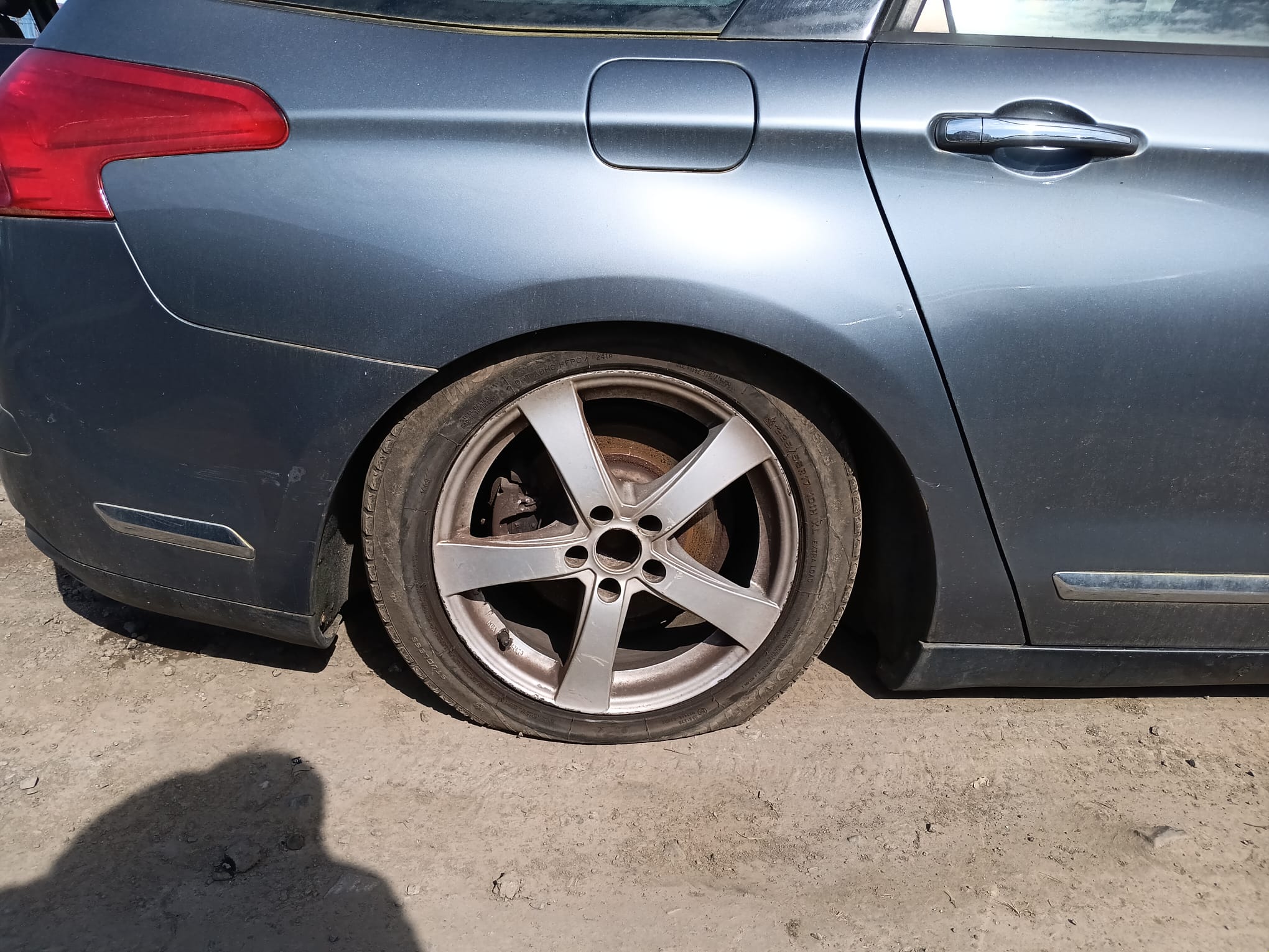 rear_right_wheel