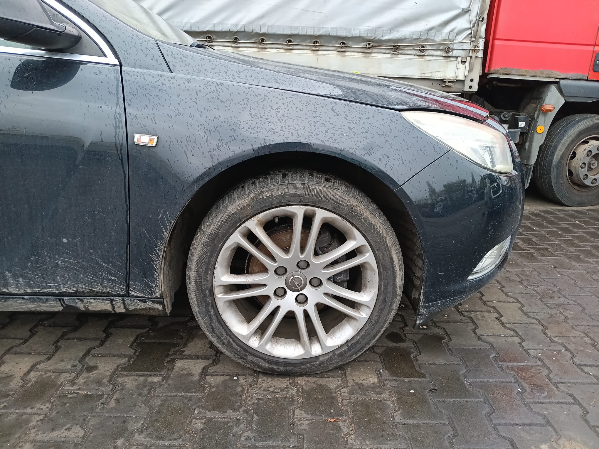 front_right_fender