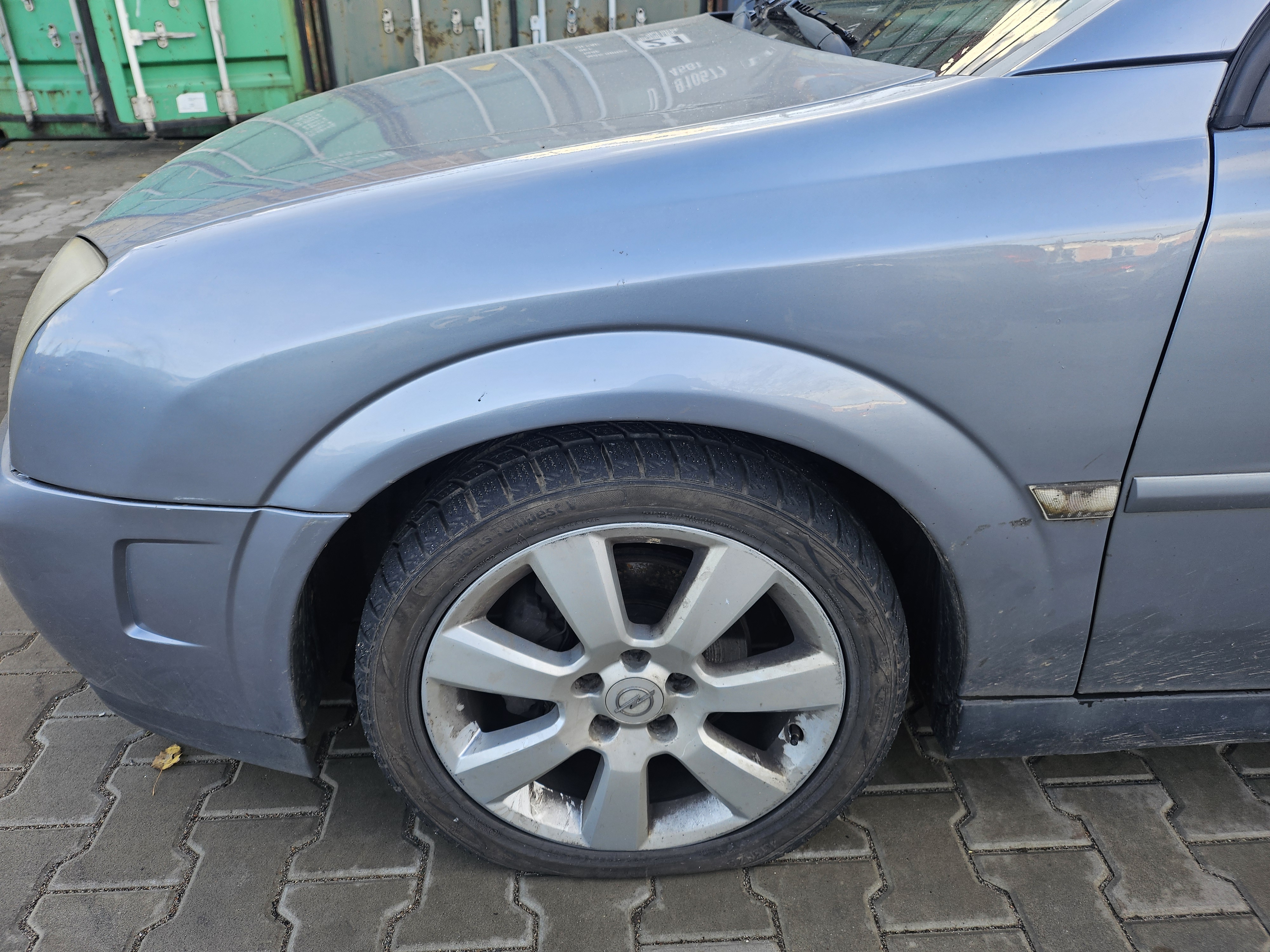 front_left_fender