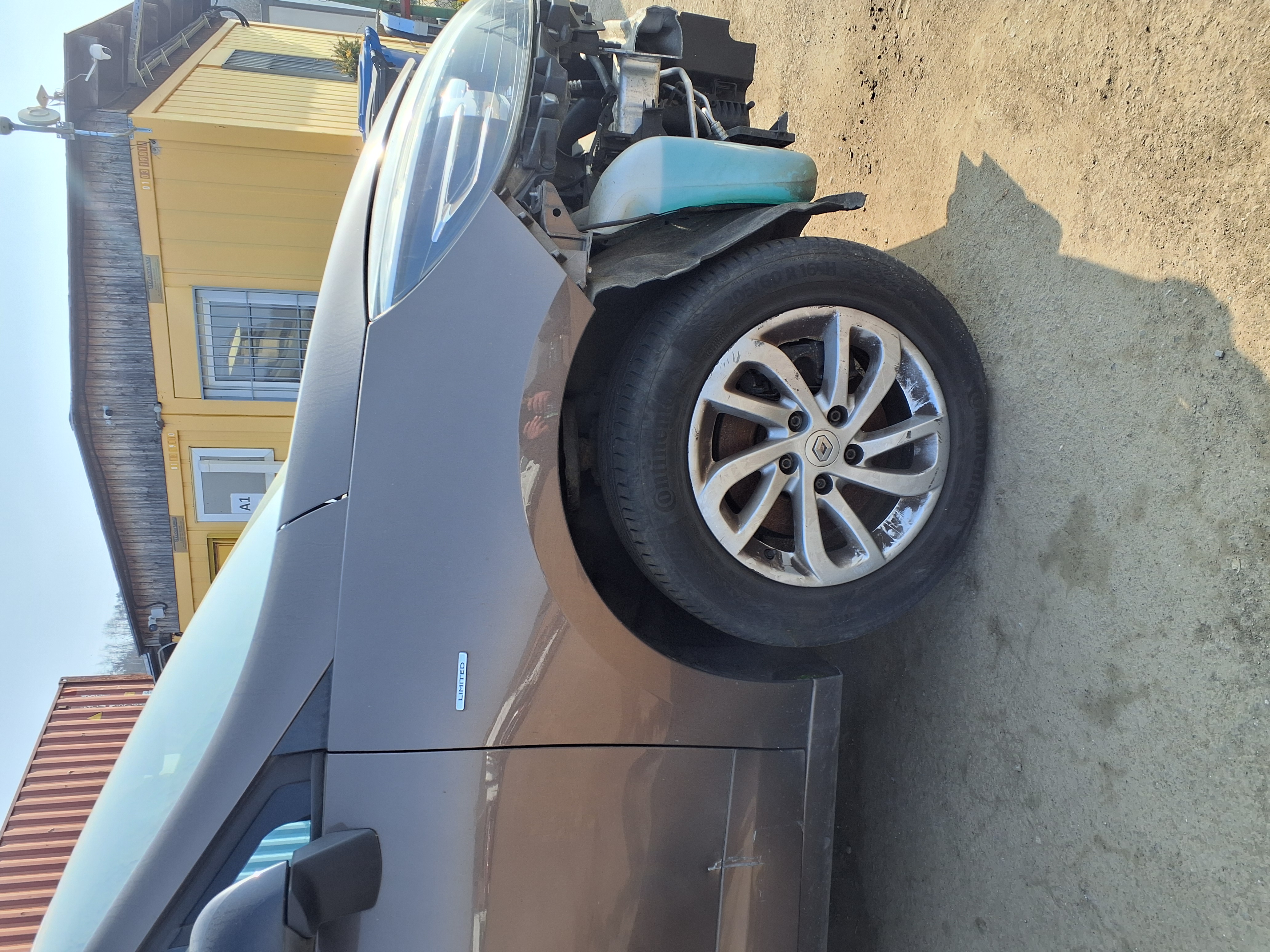 front_right_fender