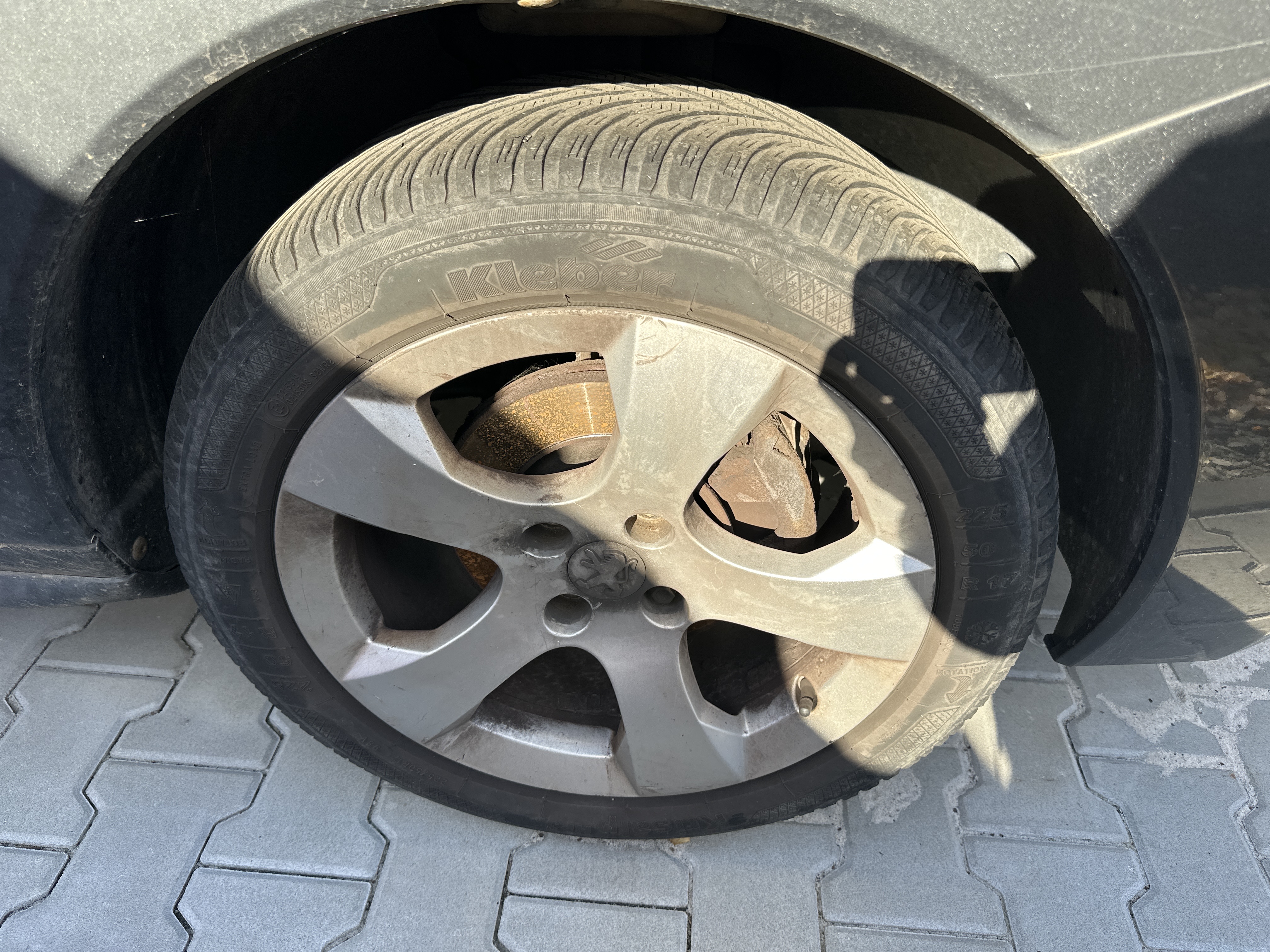front_right_wheel
