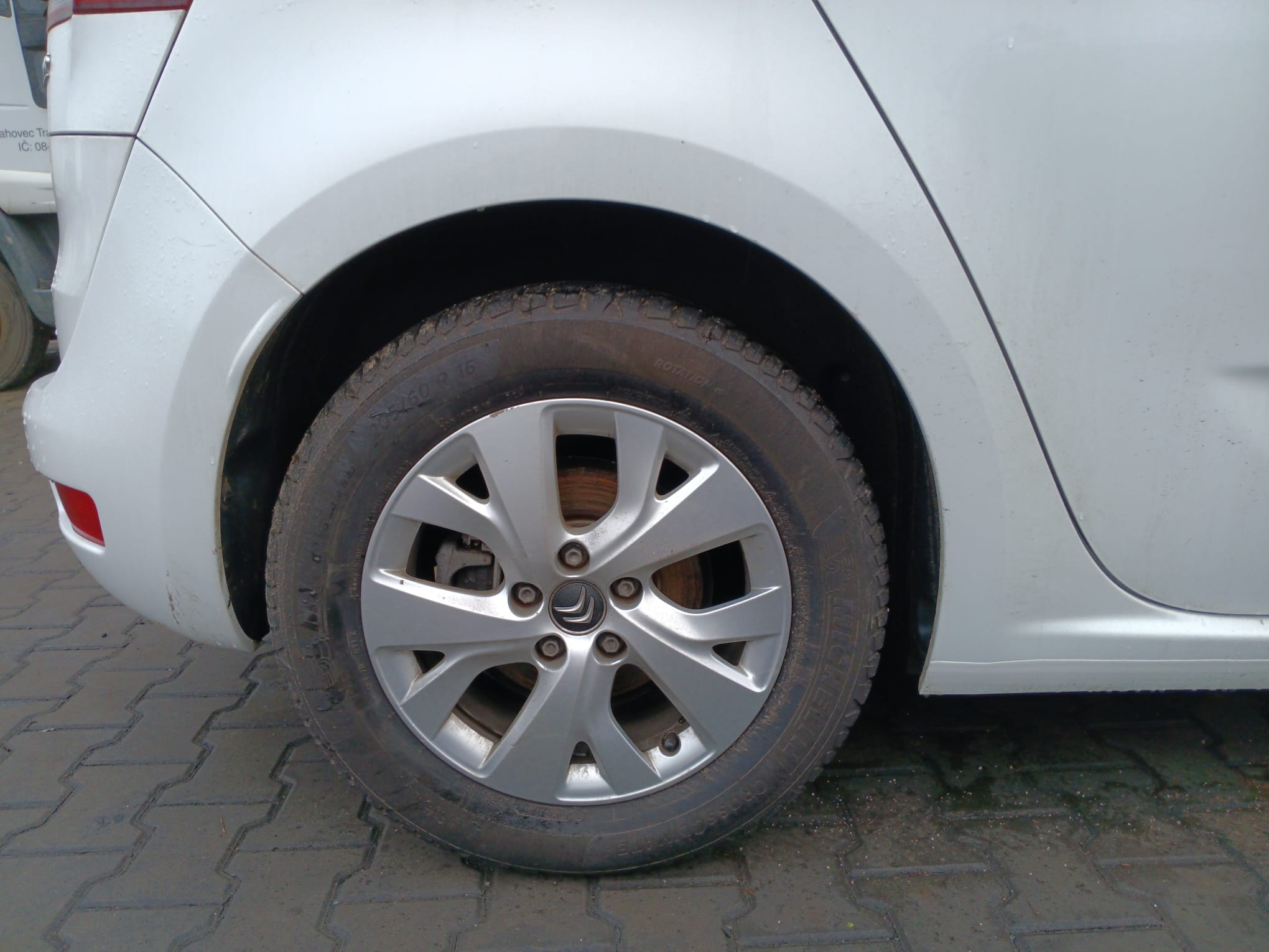 rear_right_wheel