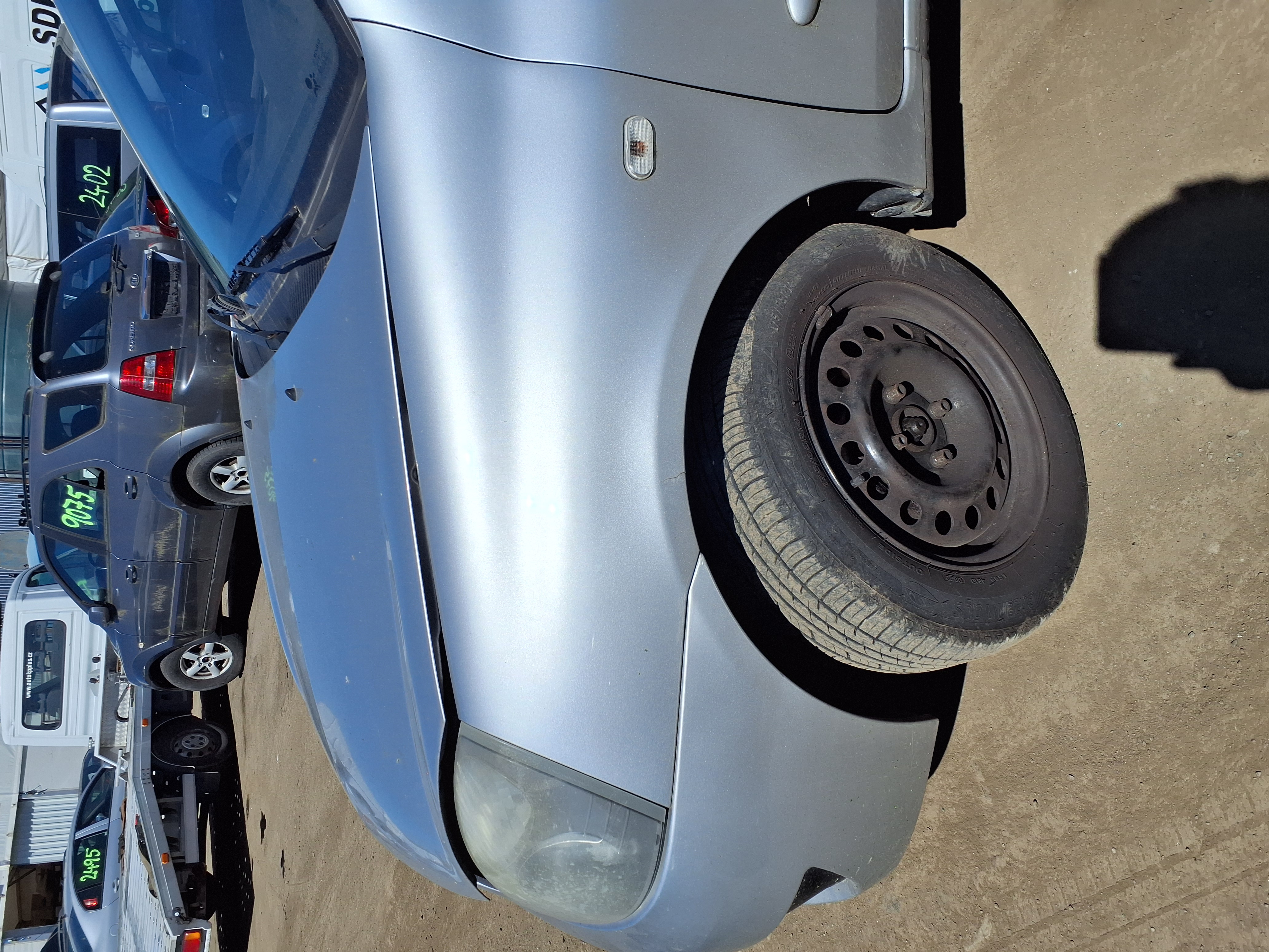 front_left_fender
