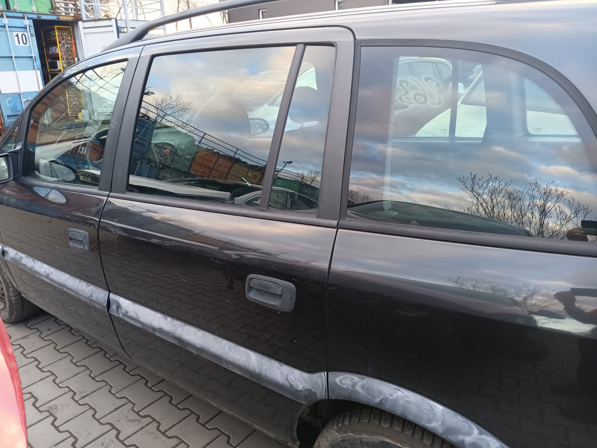 left_rear_door