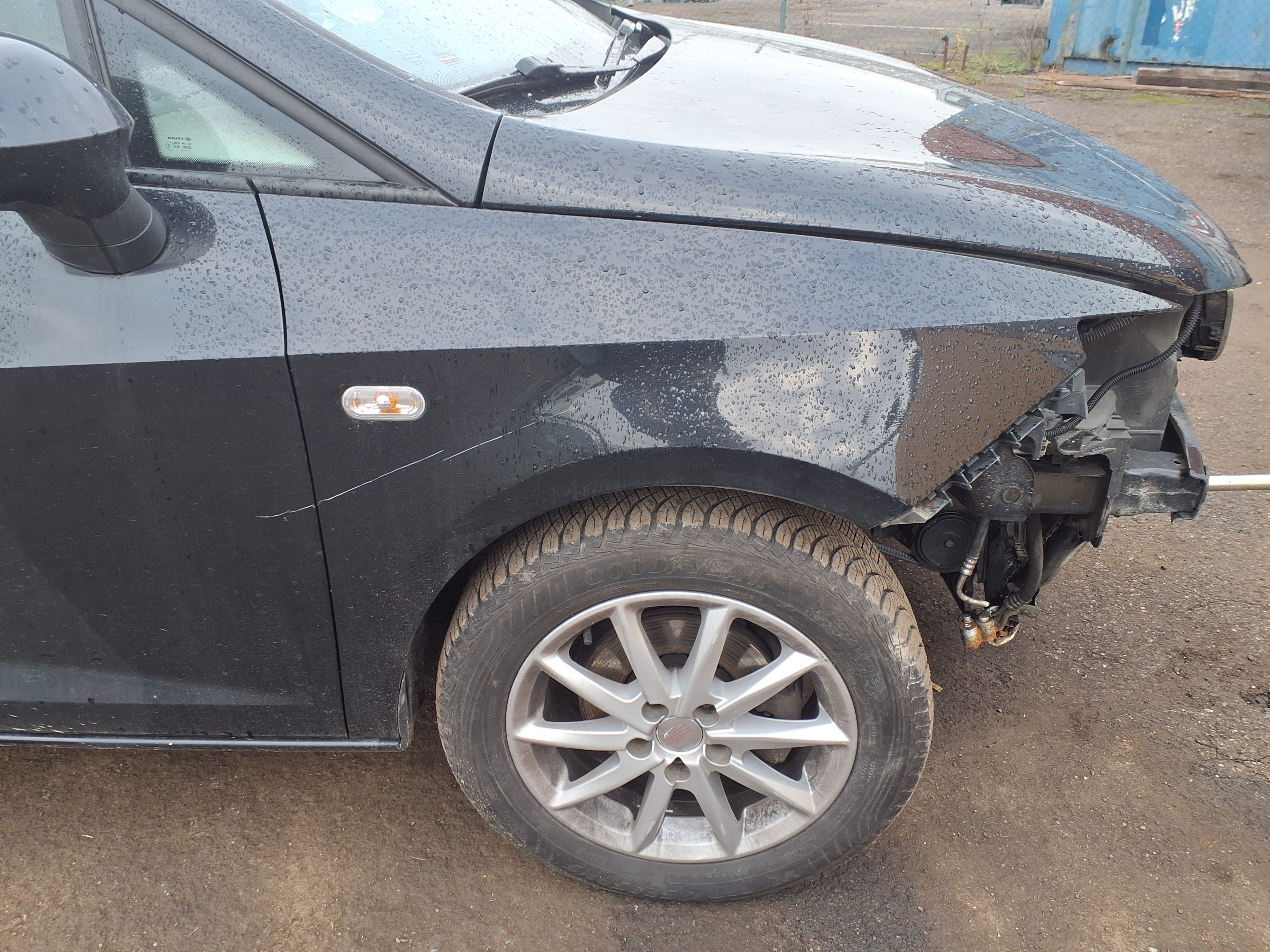 front_right_fender