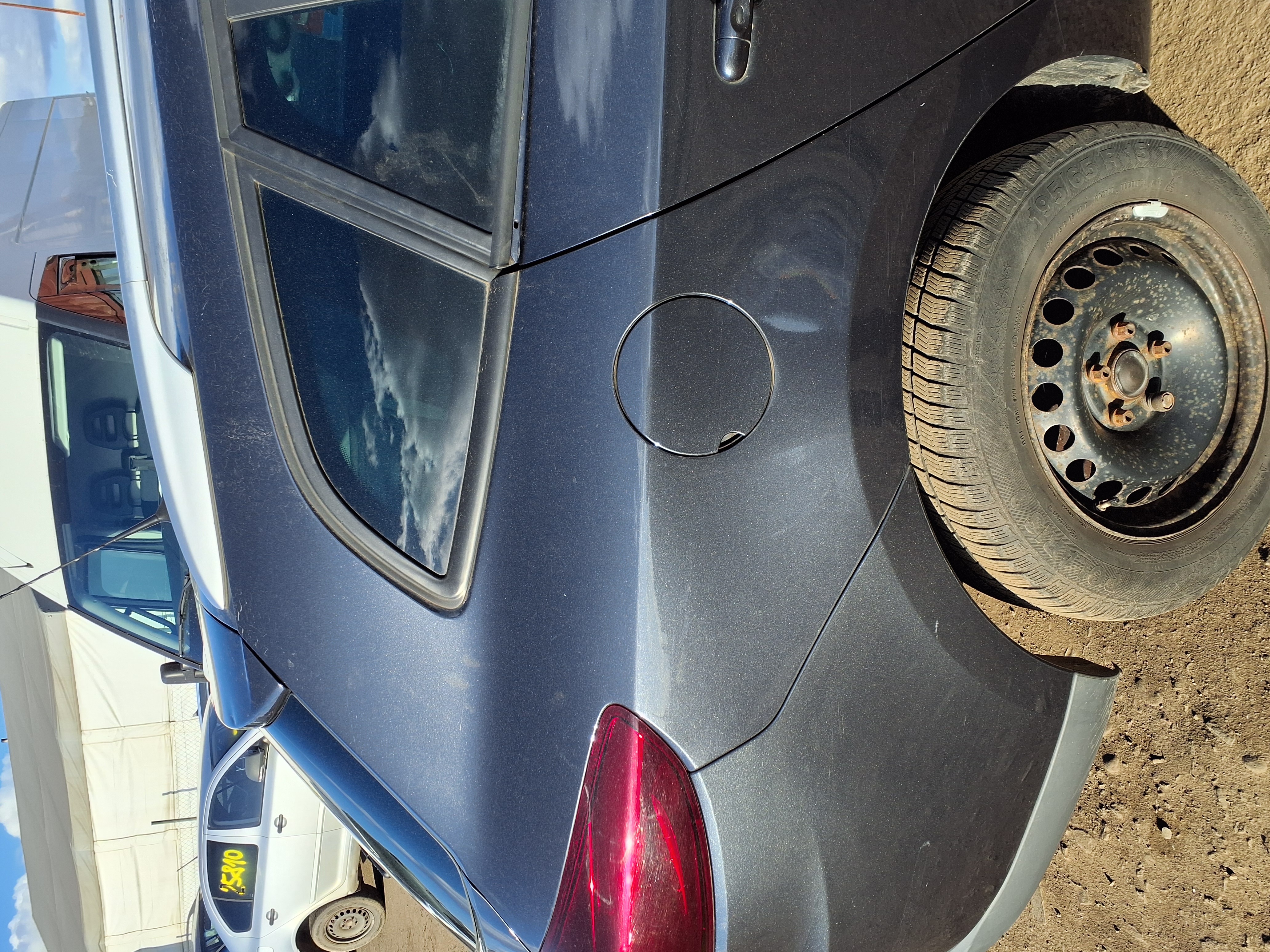 rear_right_fender