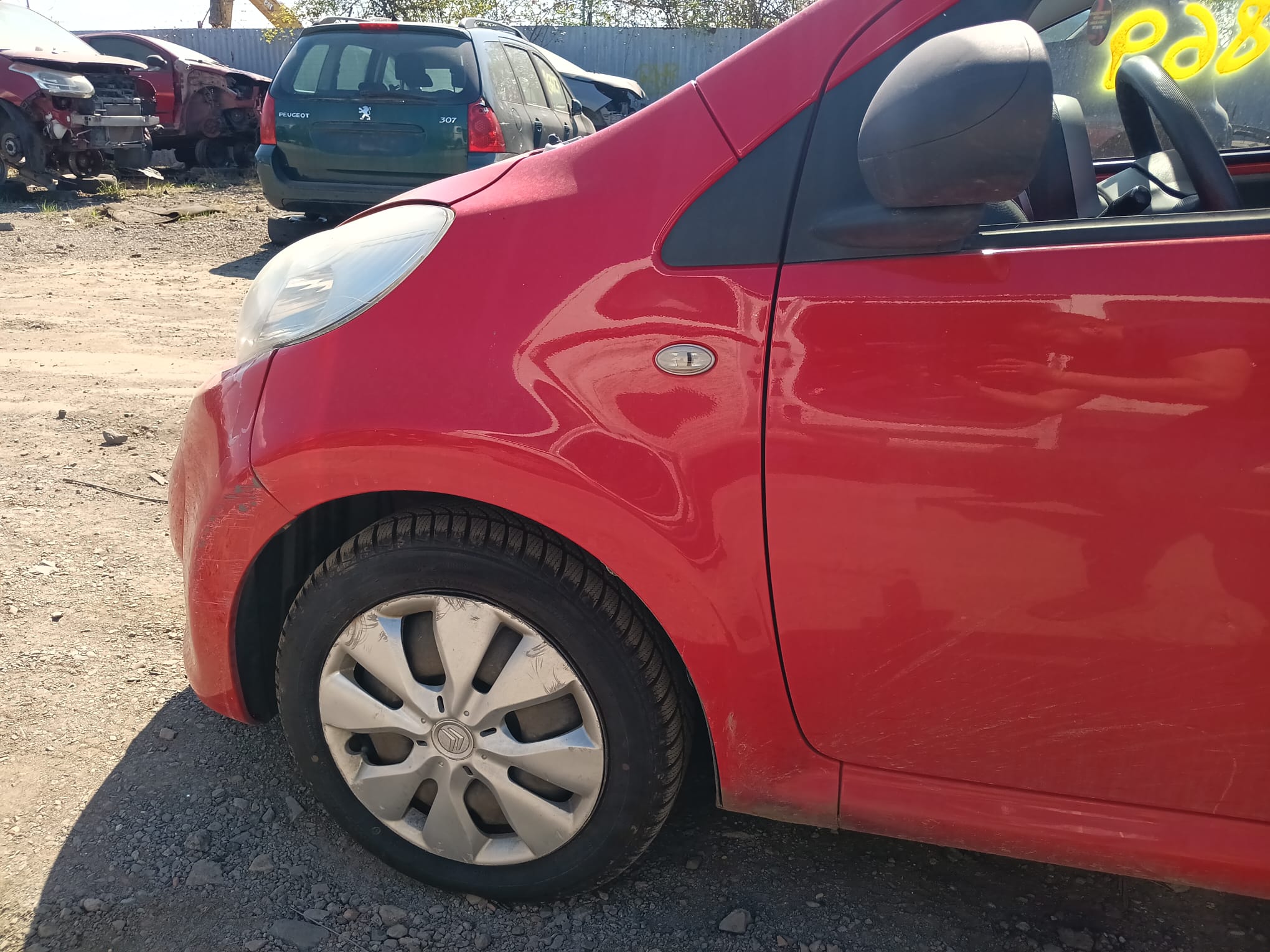front_left_fender