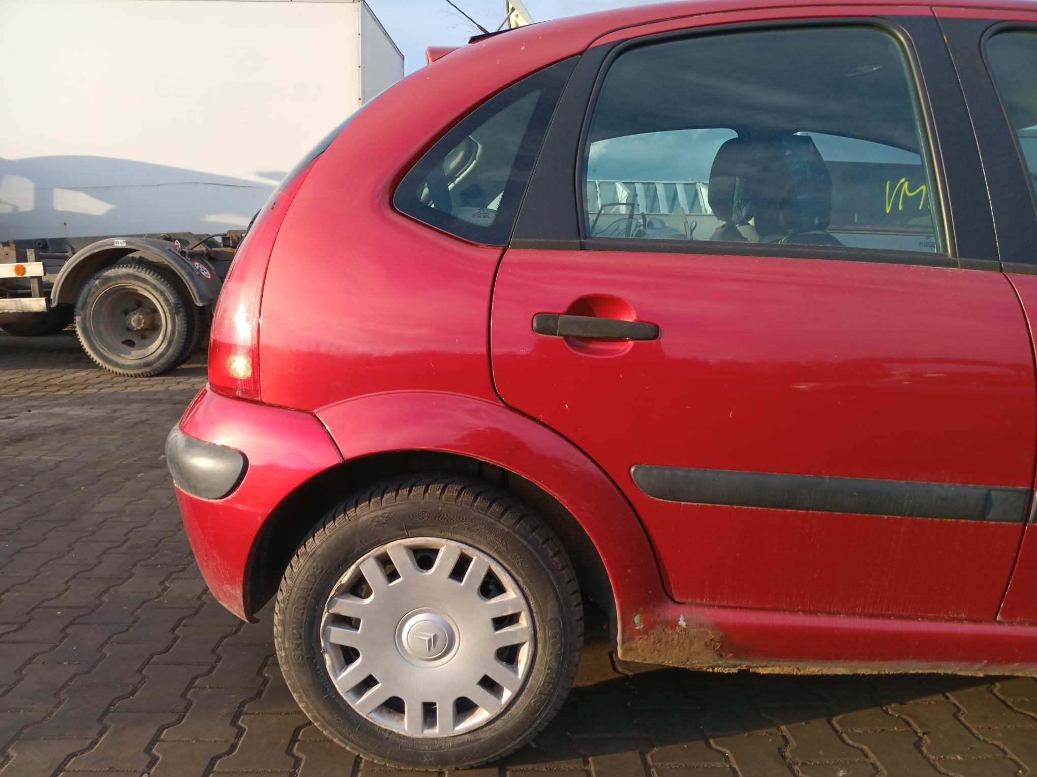 rear_right_fender
