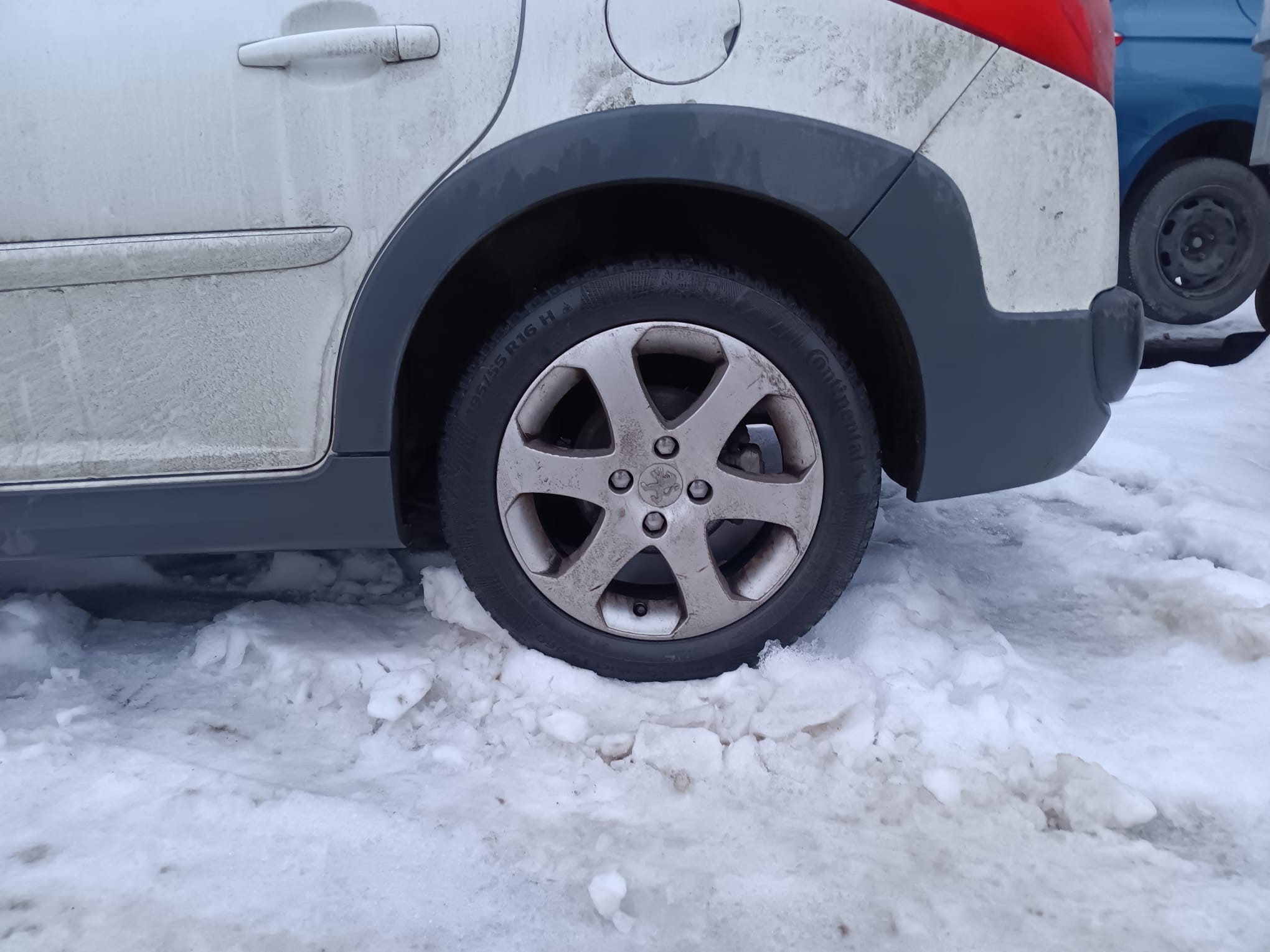 rear_left_wheel