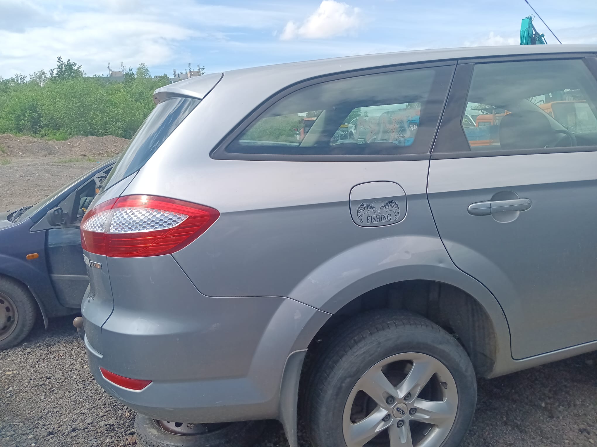 rear_right_fender