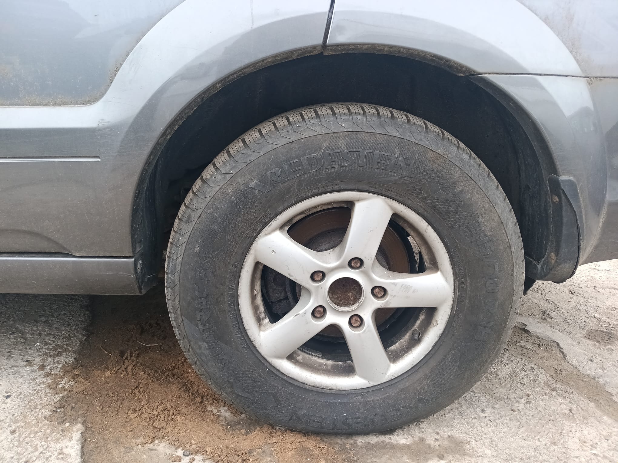 rear_left_wheel