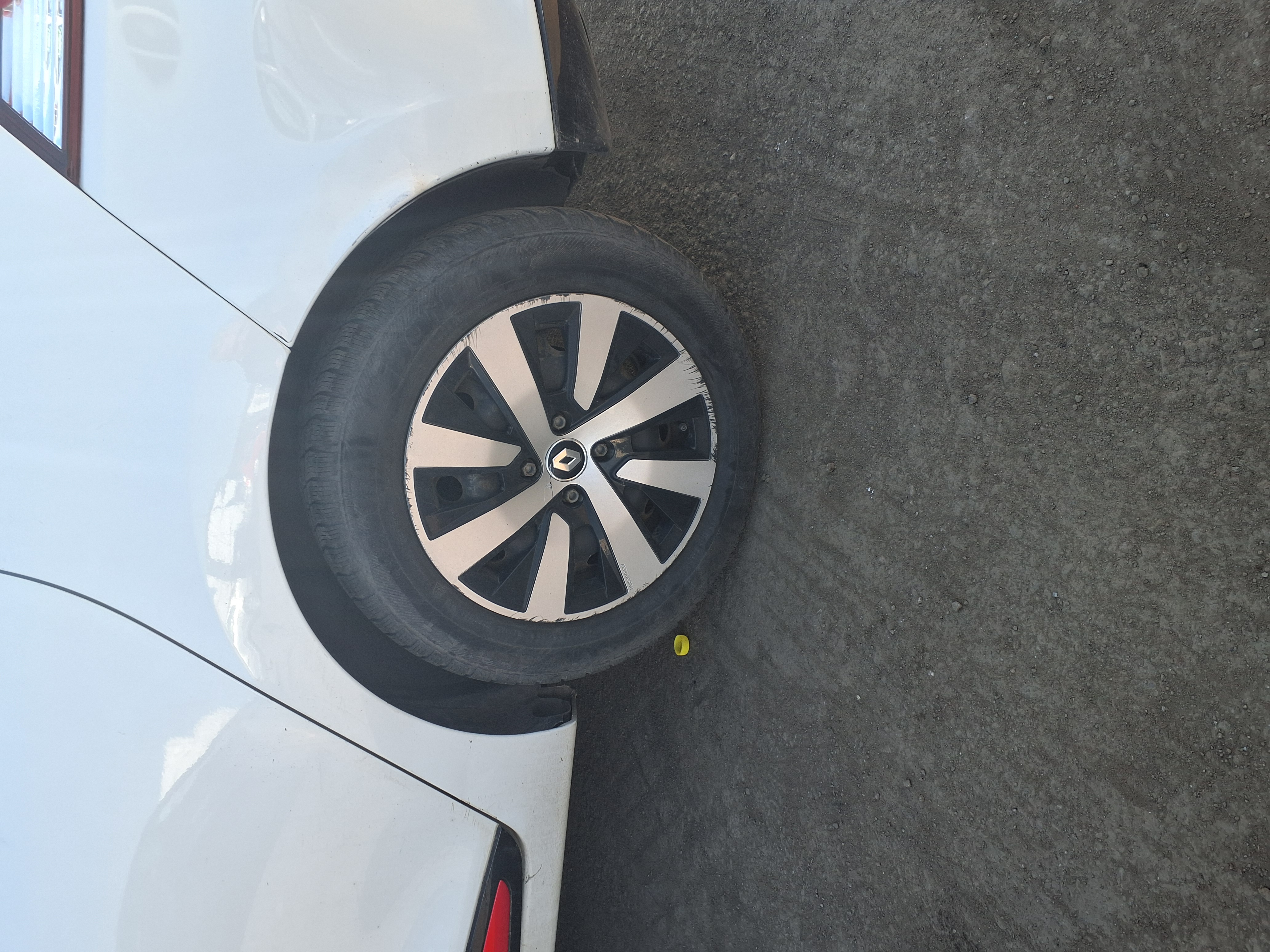 rear_left_wheel