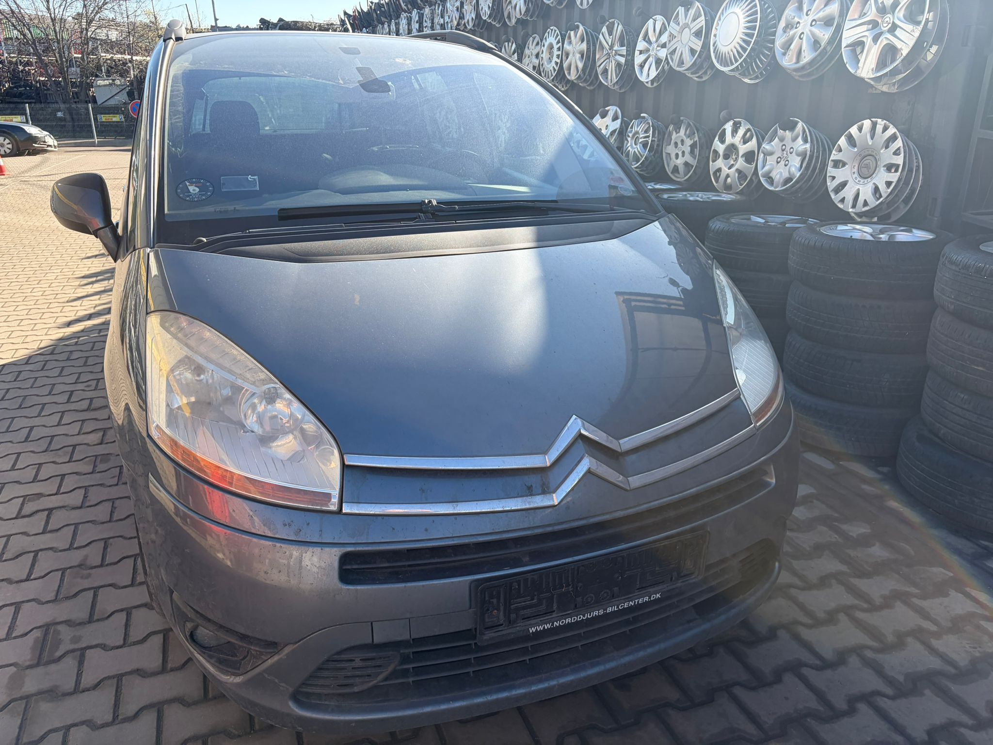 front_view