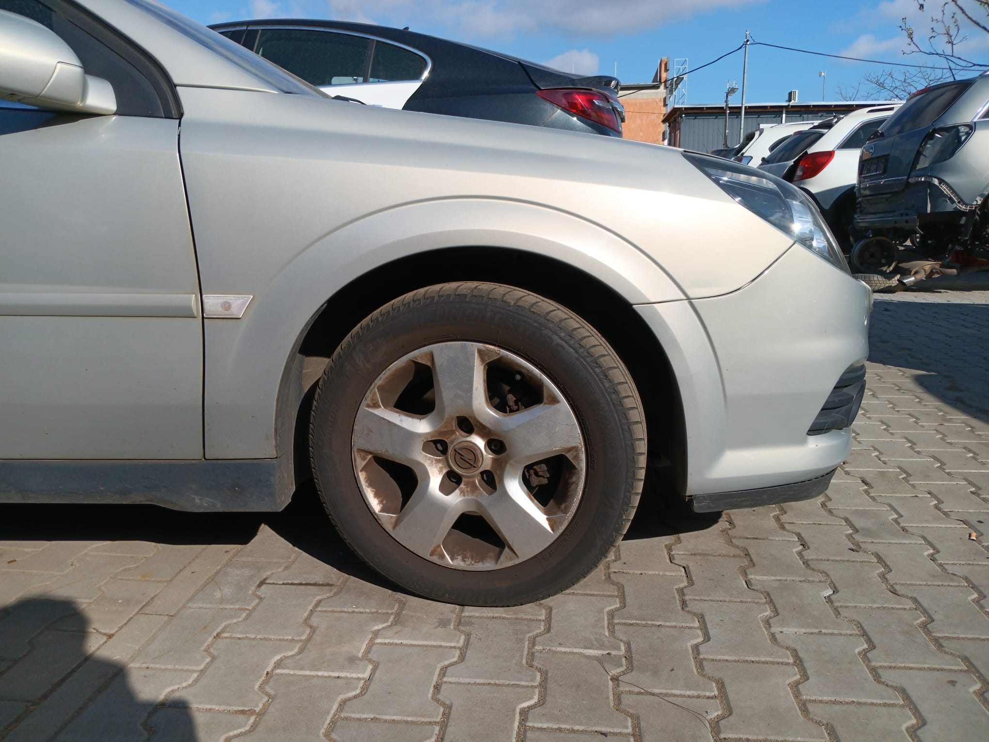 front_right_fender