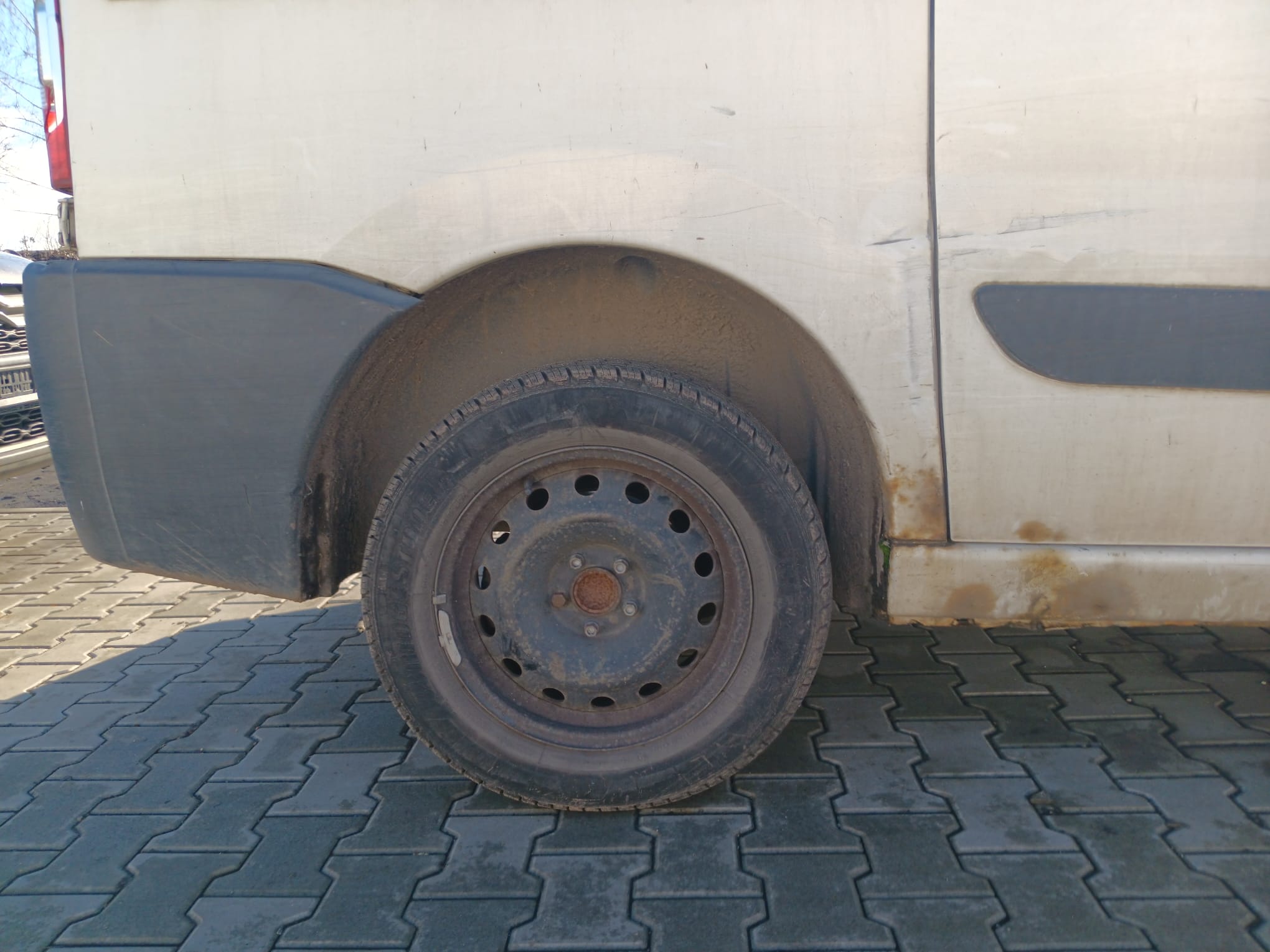 rear_right_wheel