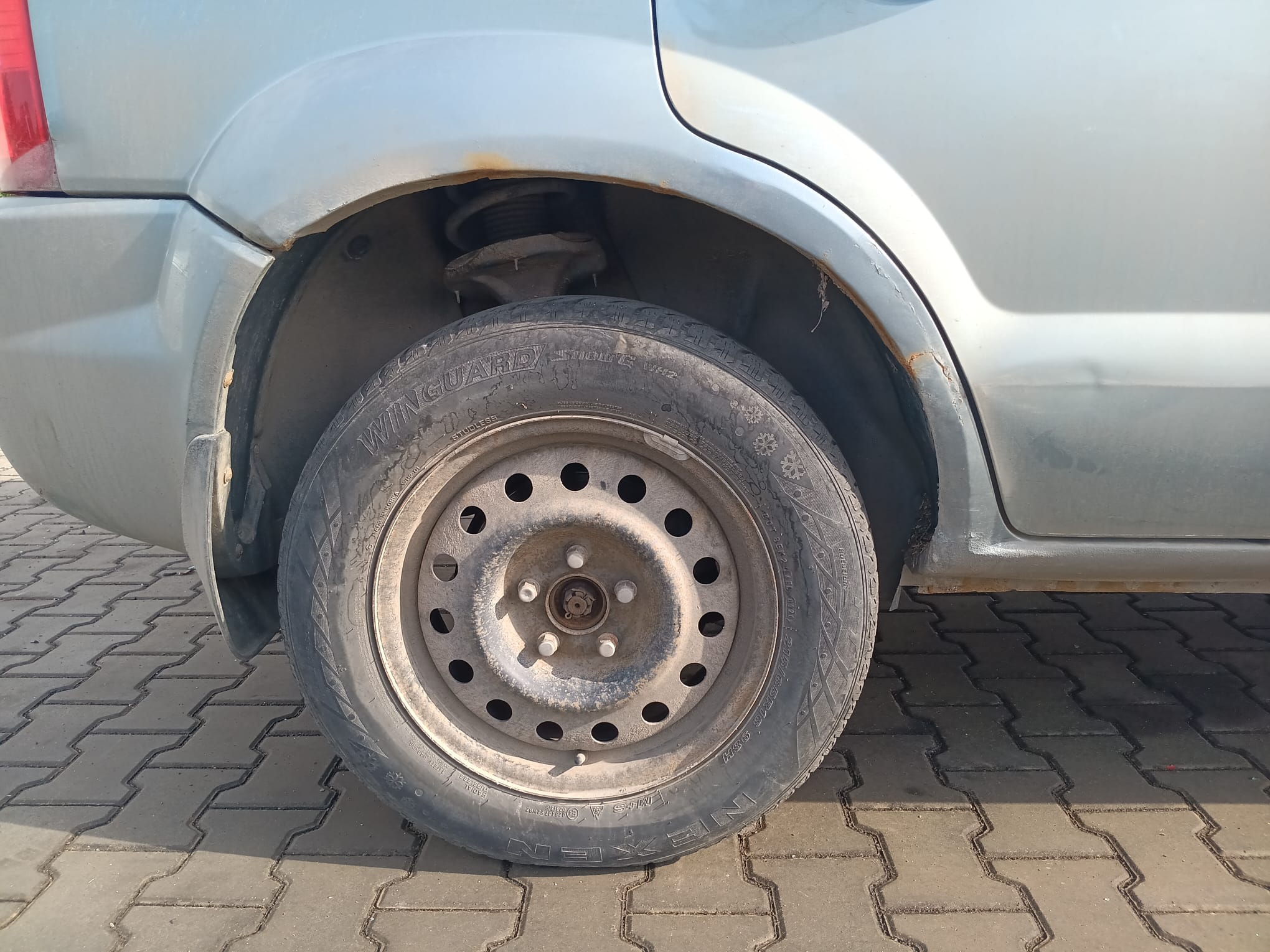 rear_right_wheel