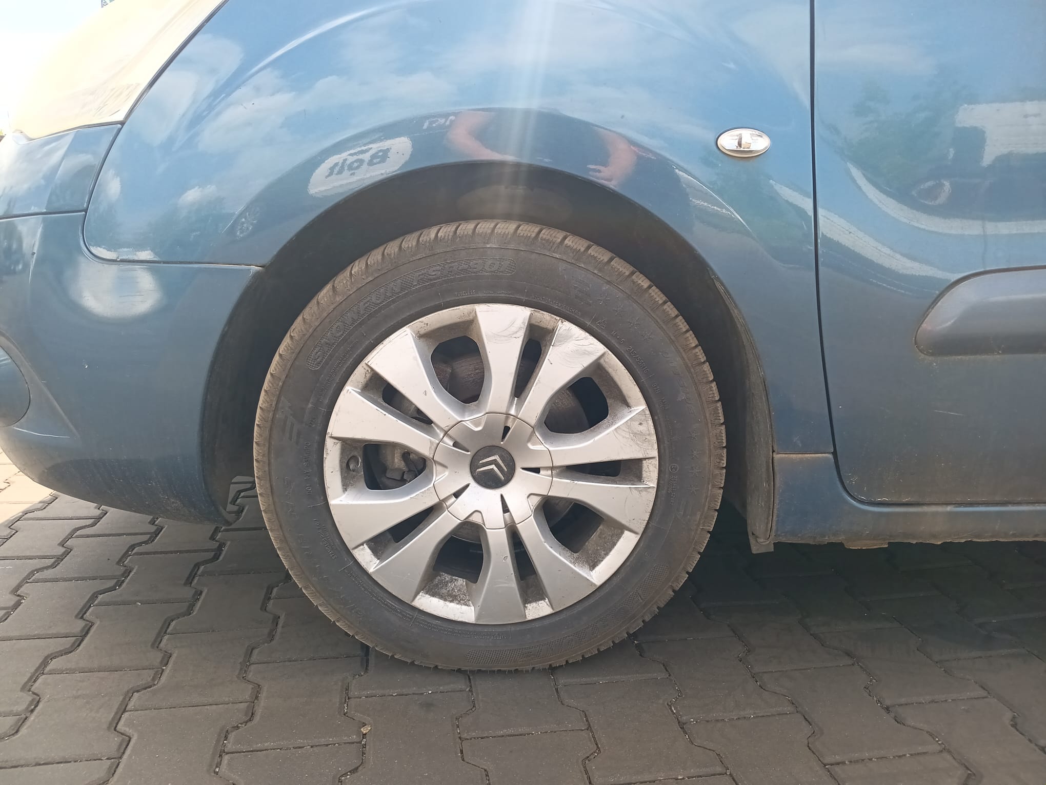 front_left_wheel
