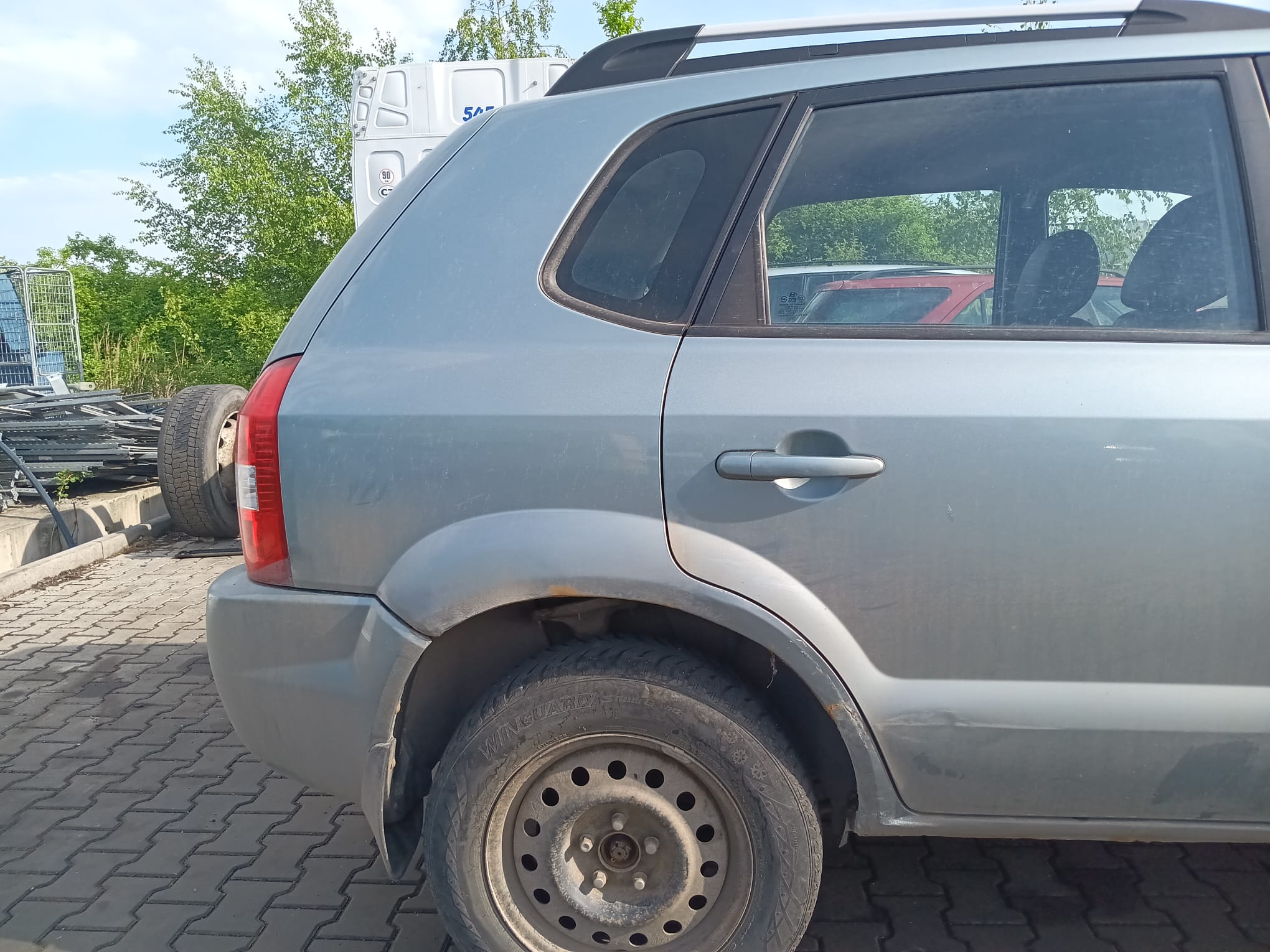 rear_right_fender