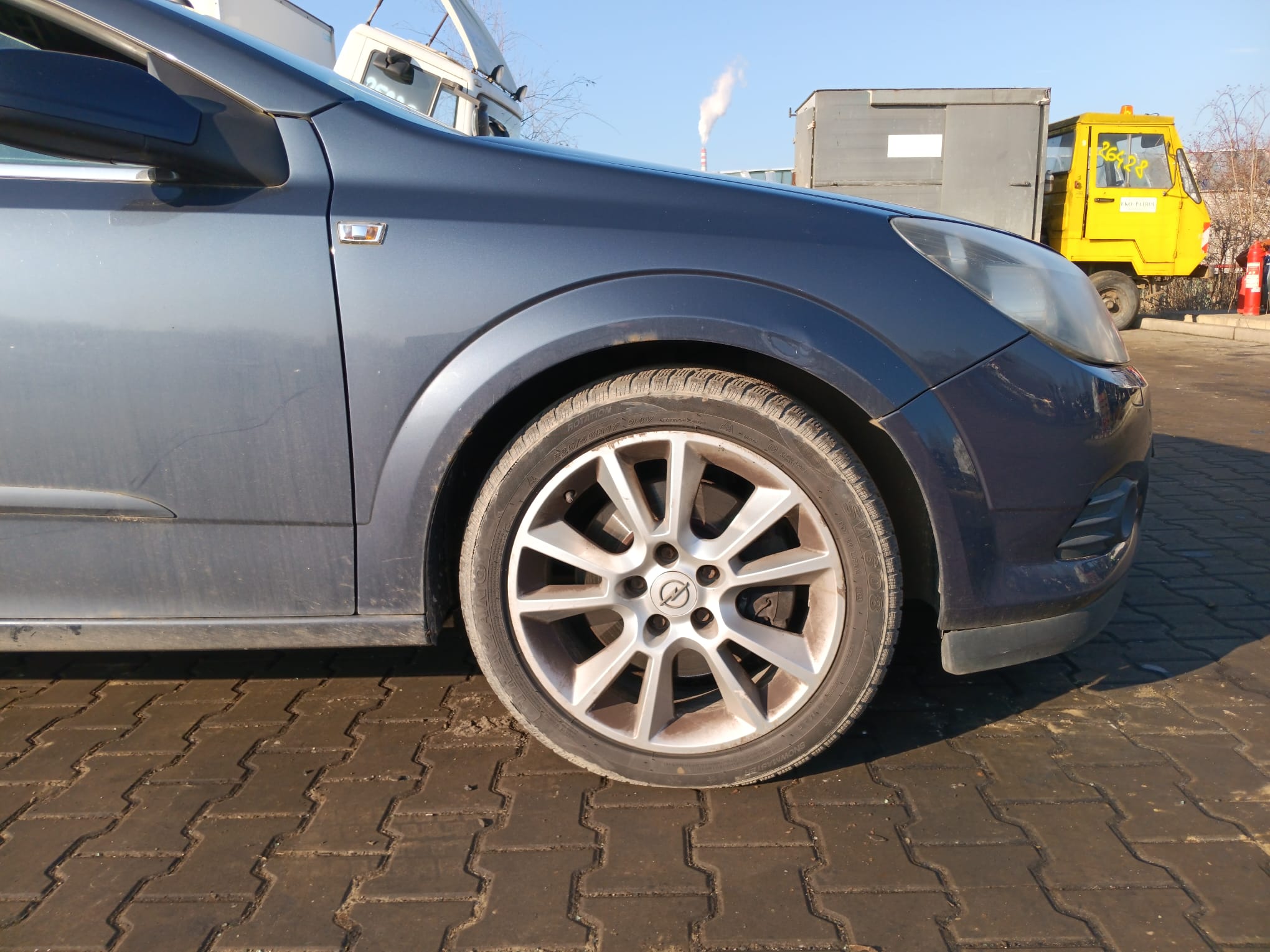 front_right_fender