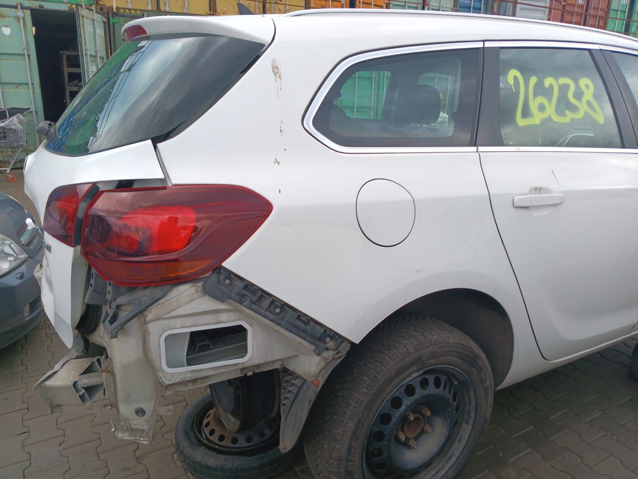 rear_right_fender