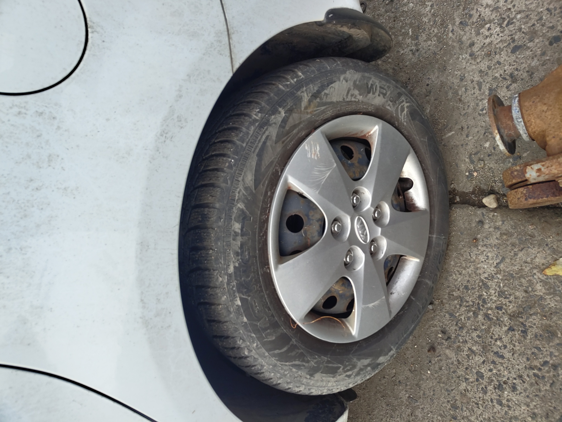 rear_left_wheel