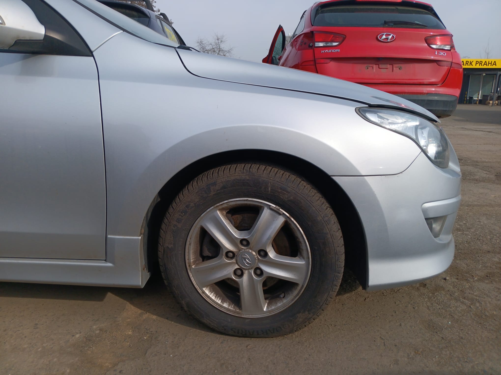 front_right_fender