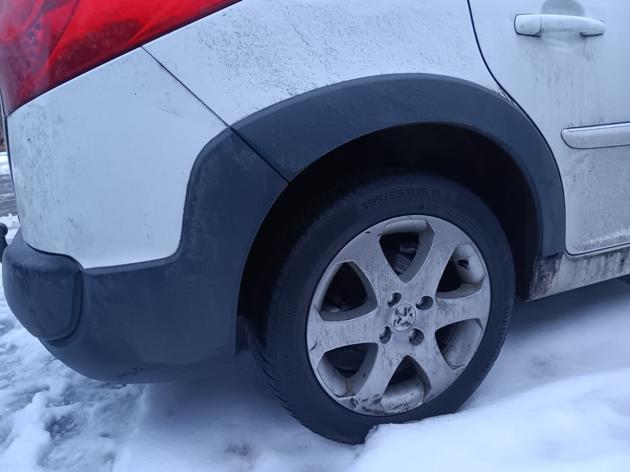 rear_right_wheel