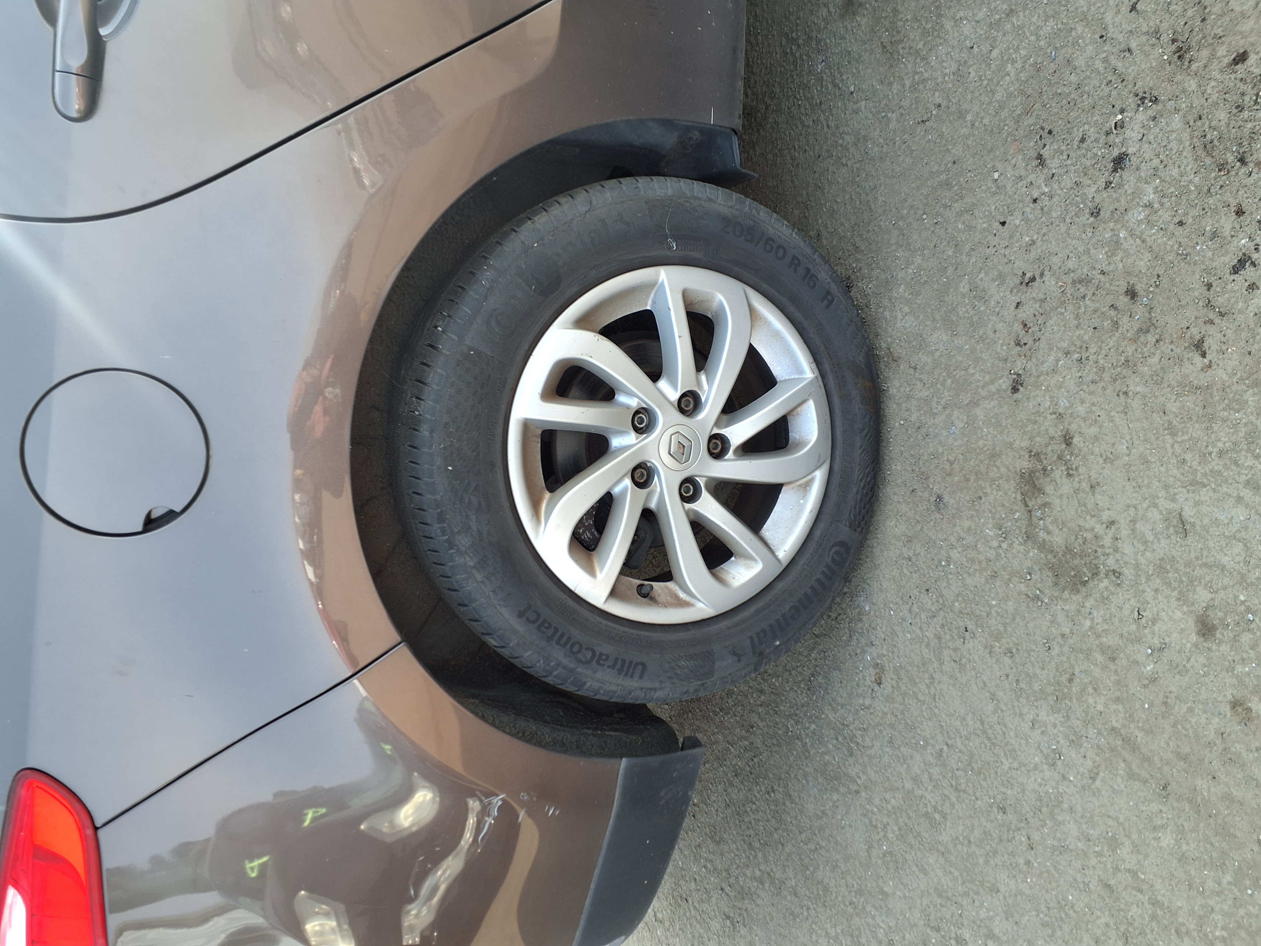 rear_right_wheel