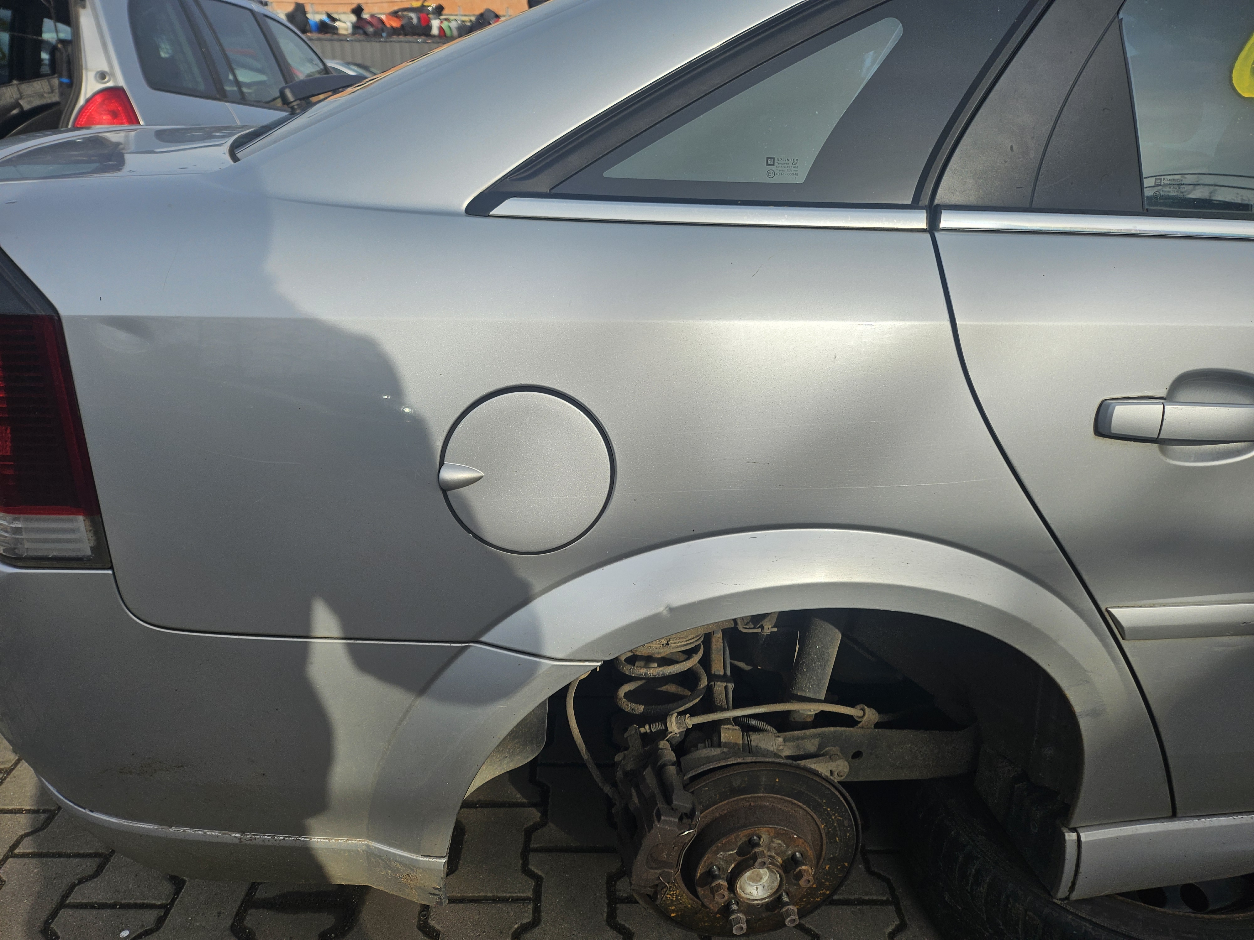 rear_right_fender