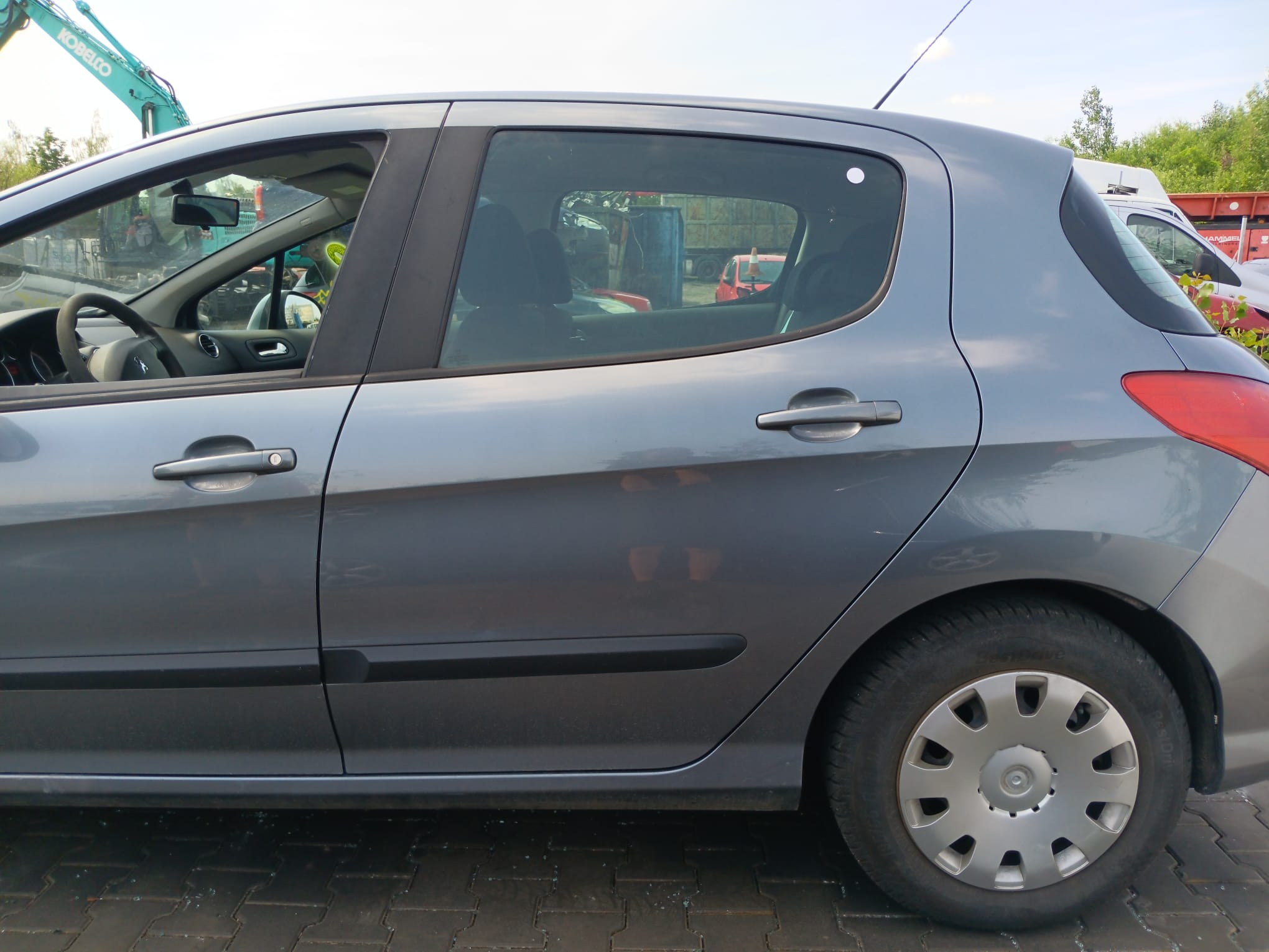 left_rear_door