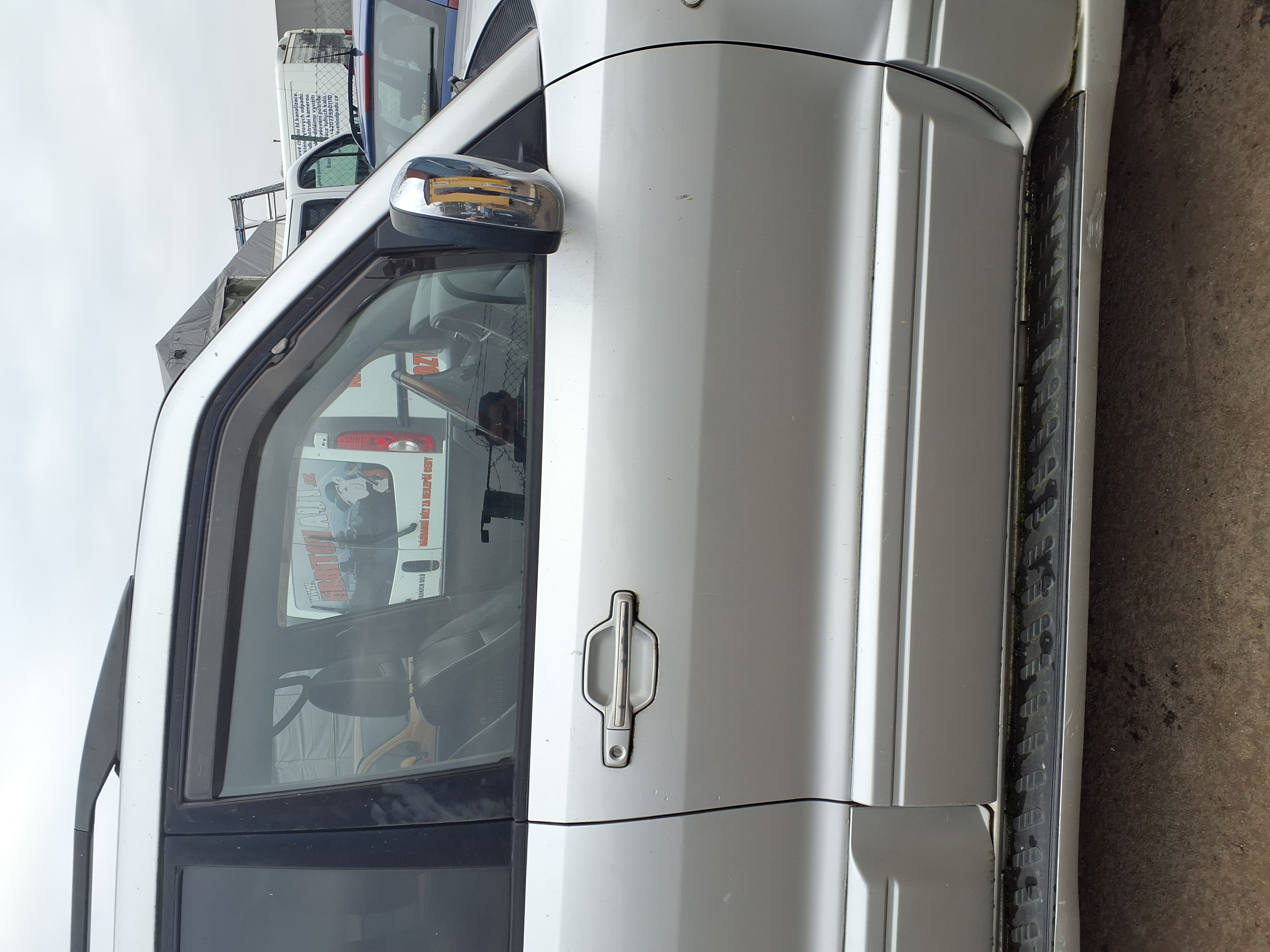 right_front_door