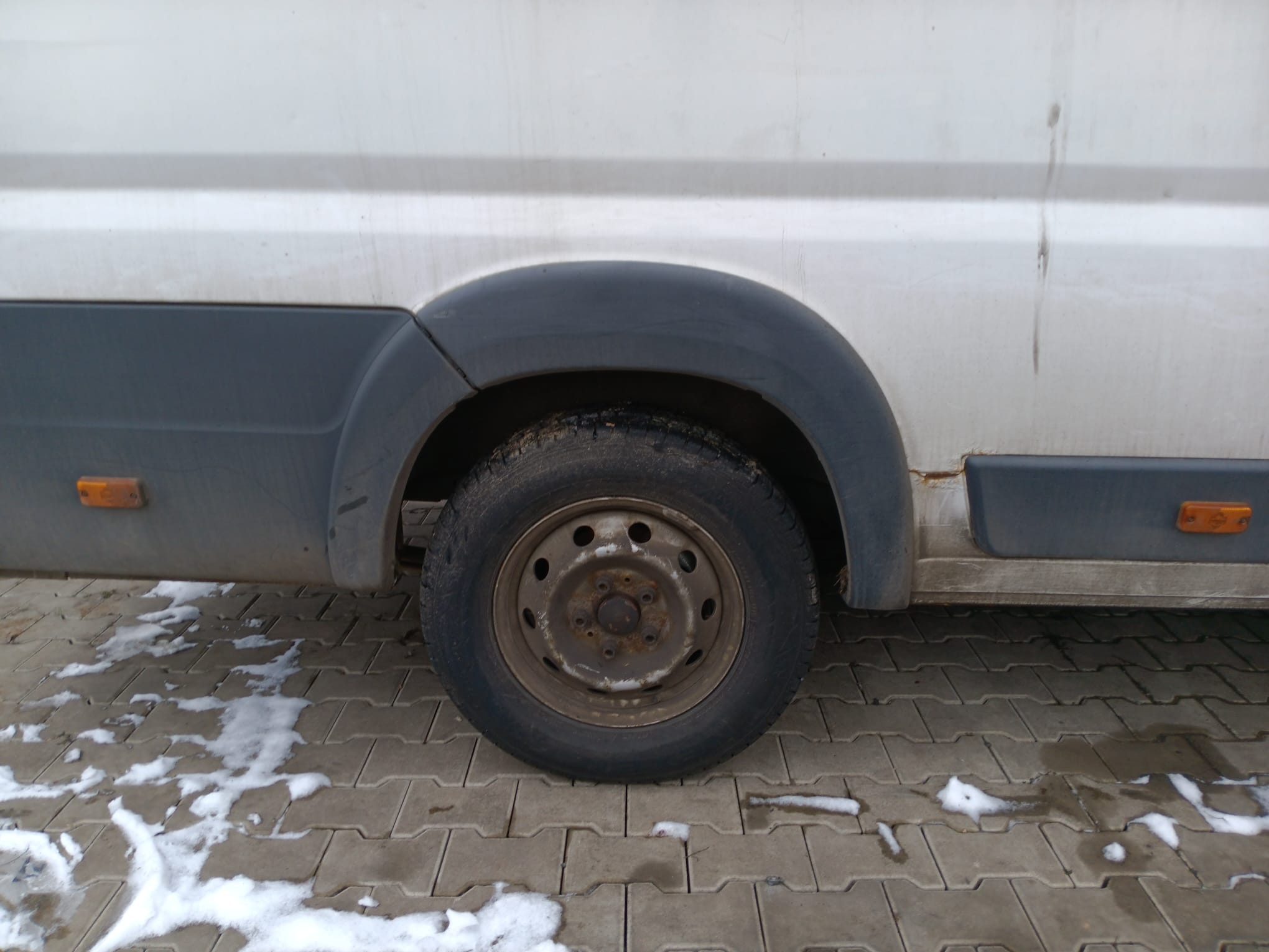 rear_right_wheel