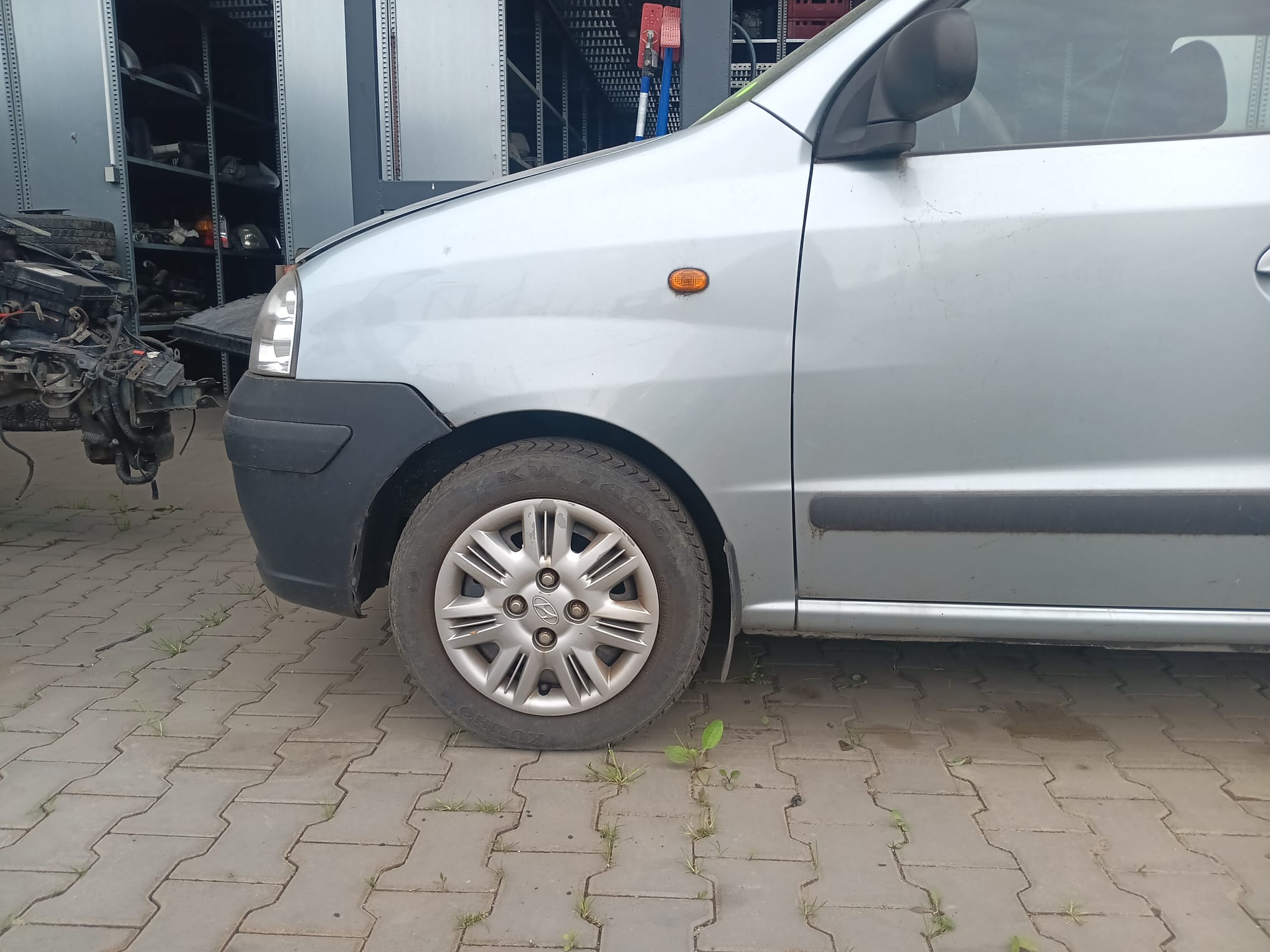 front_left_fender