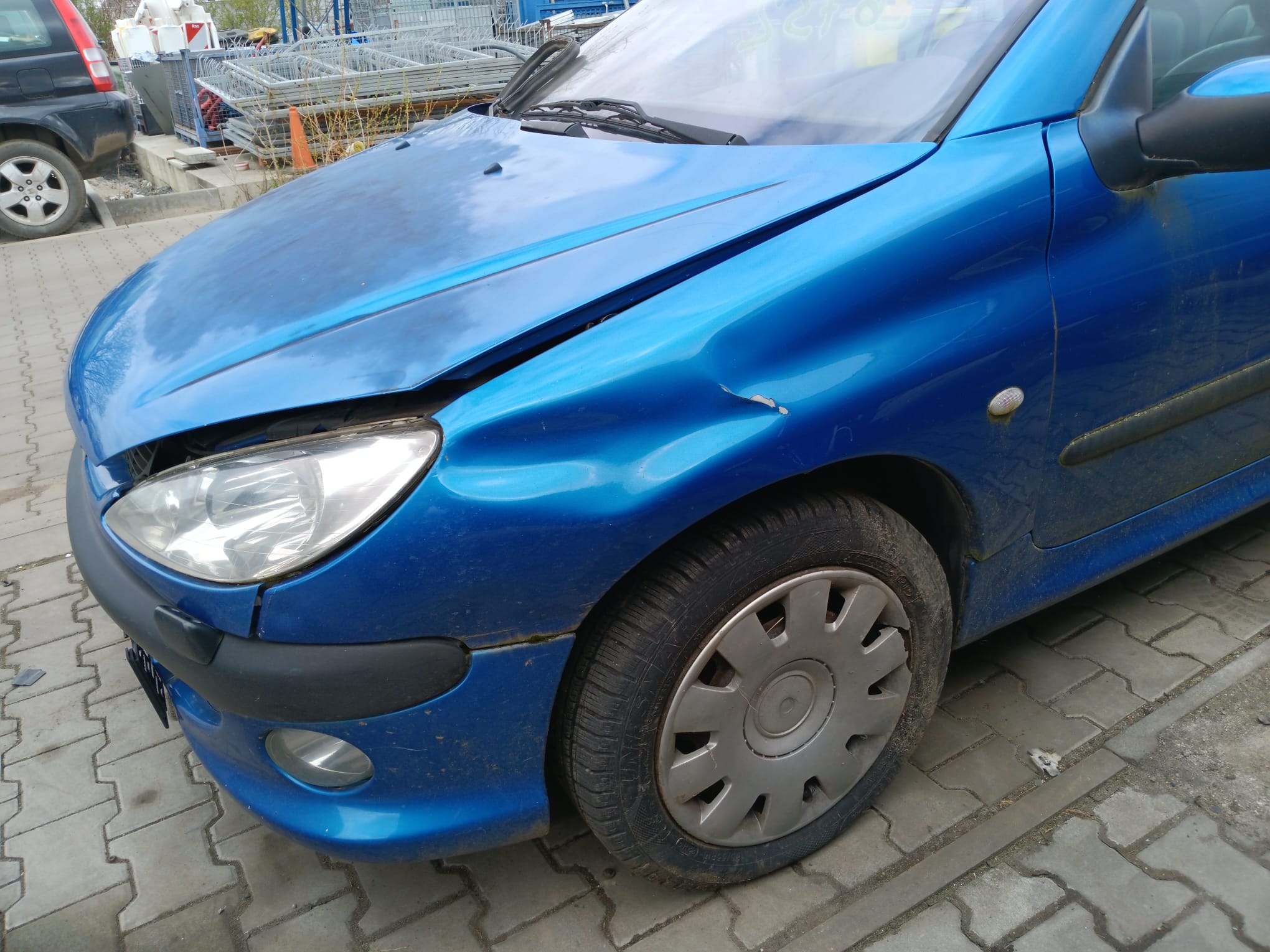 front_left_fender
