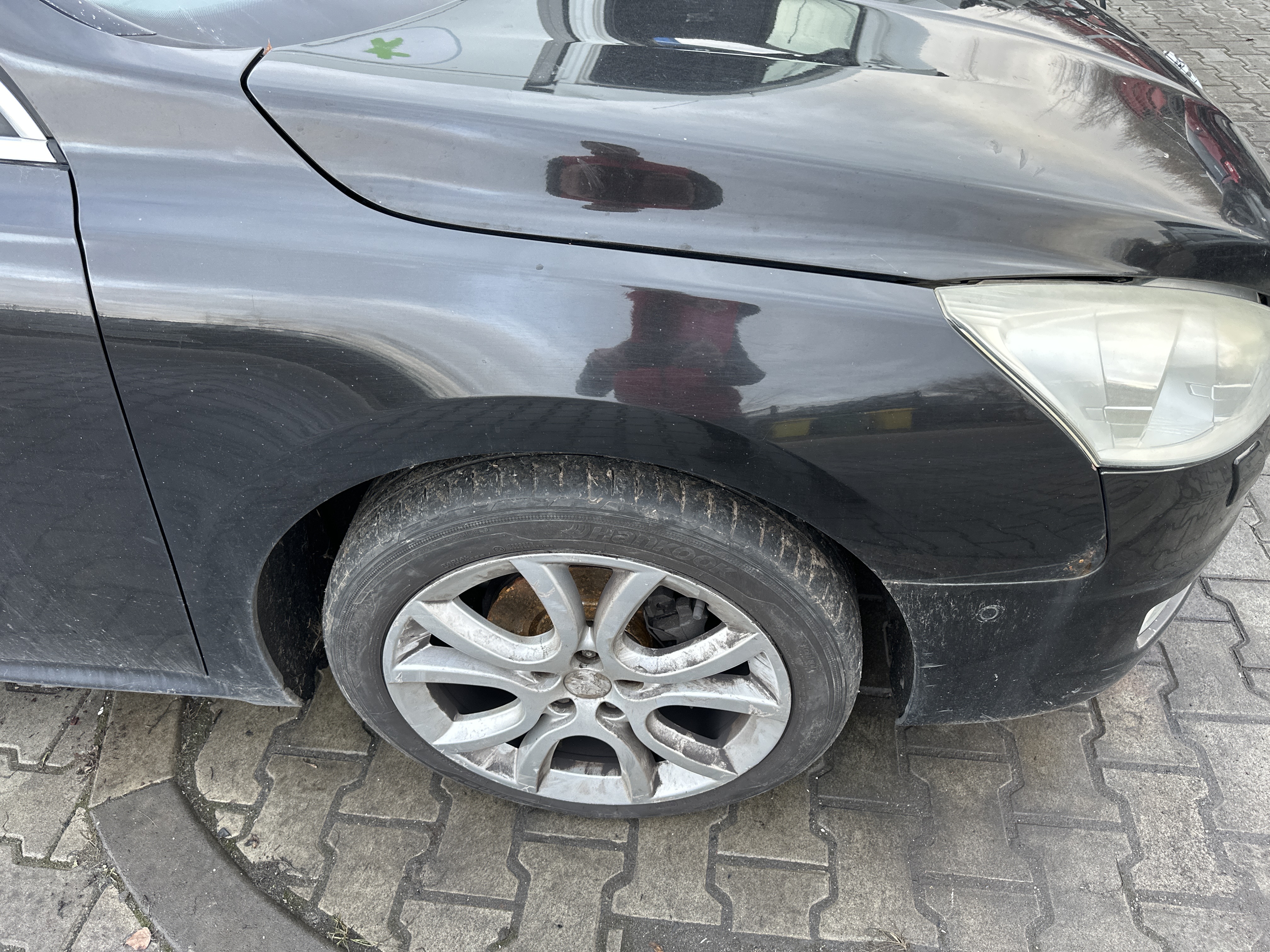 front_right_fender