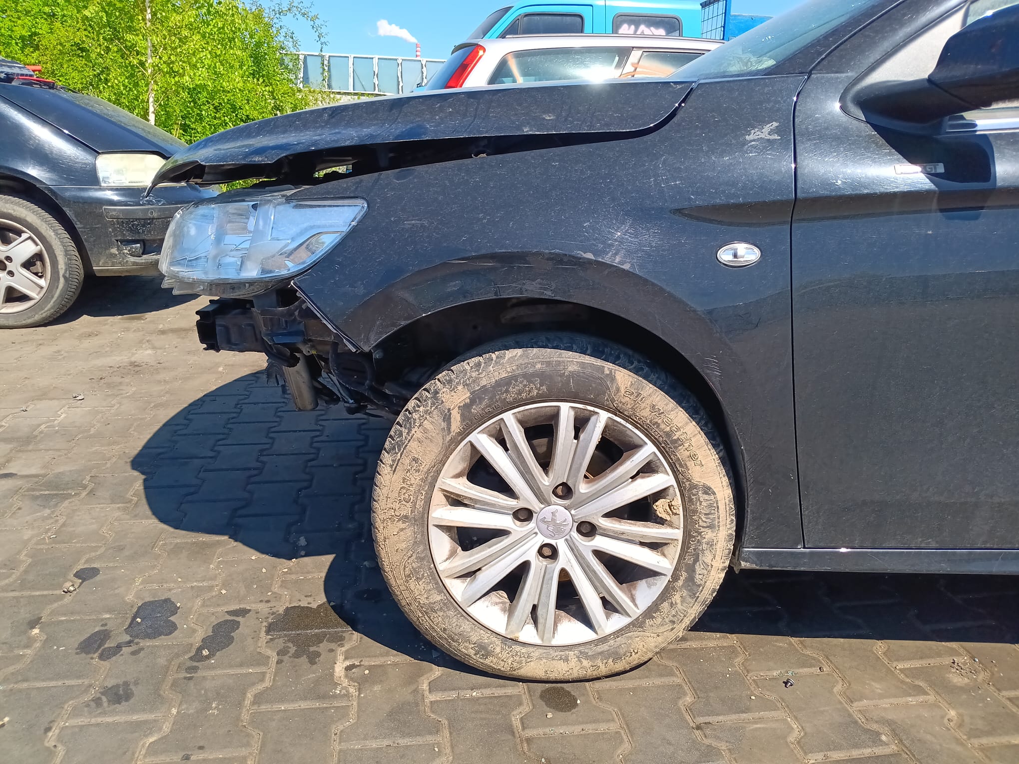 front_left_fender