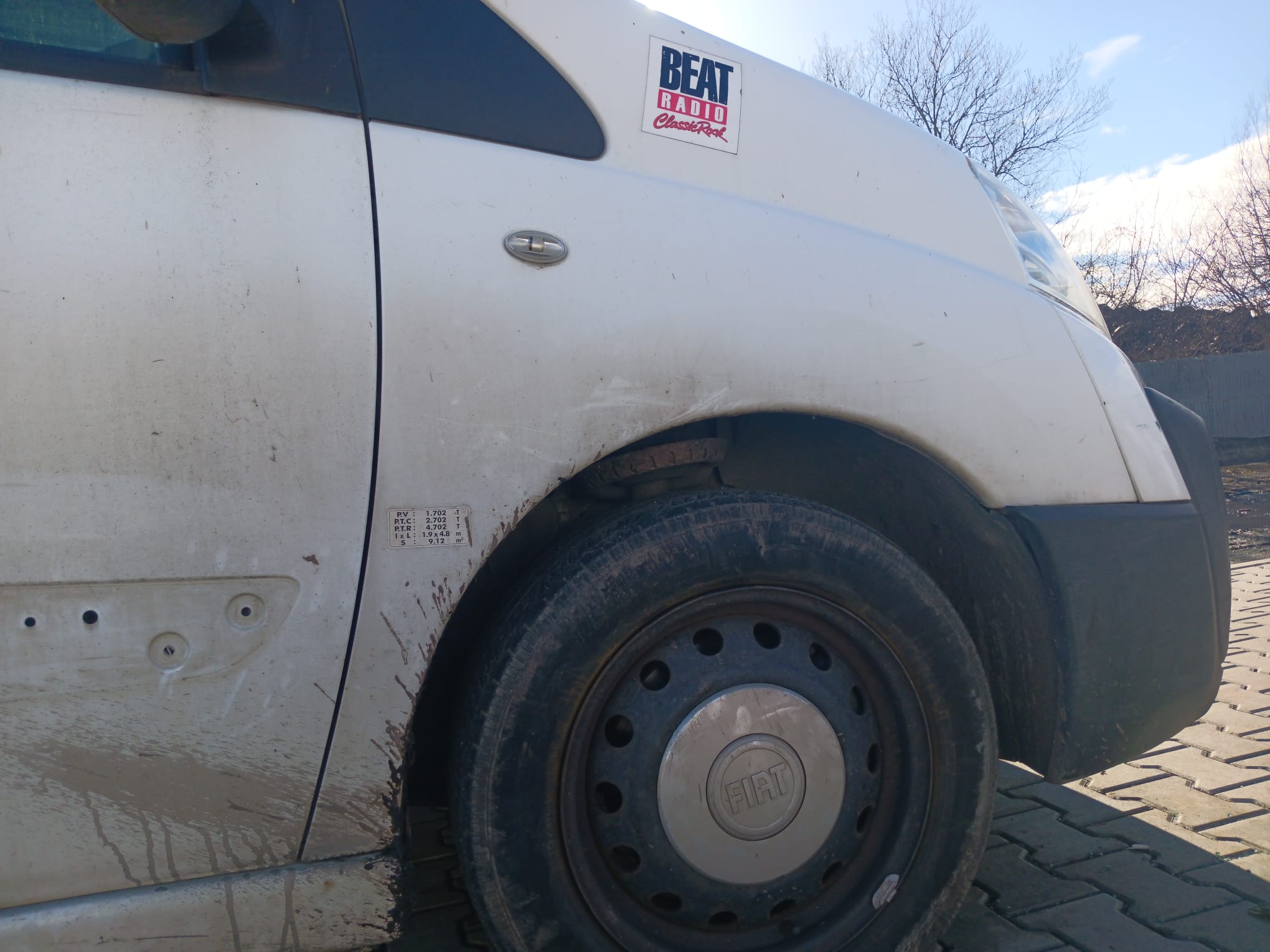 front_right_fender