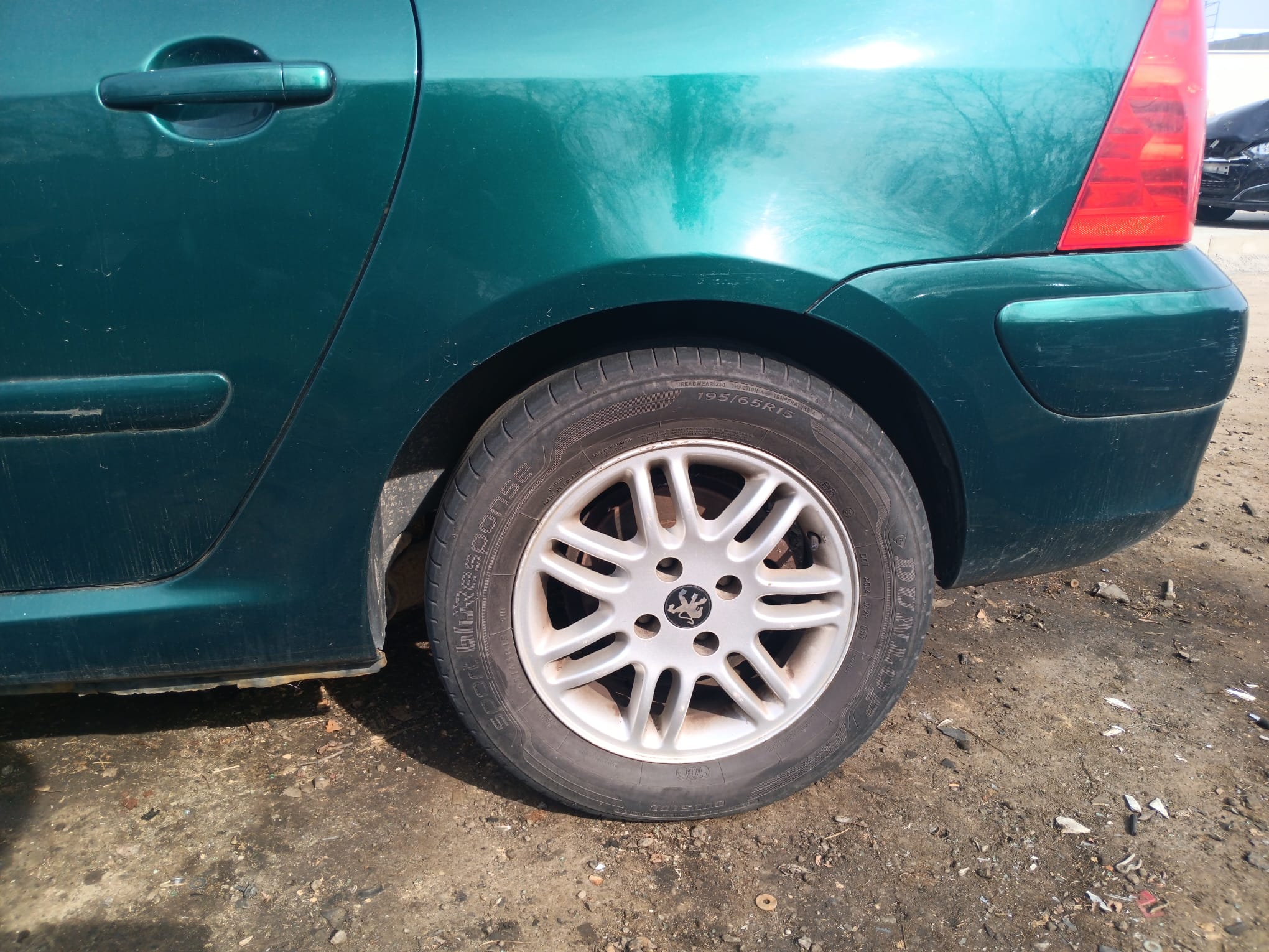 rear_left_wheel