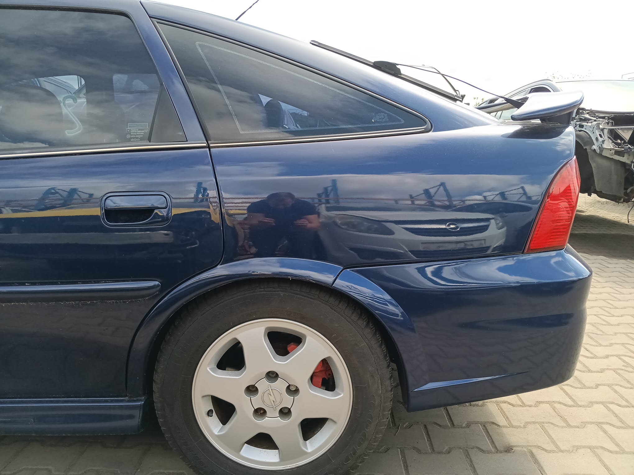 rear_left_fender