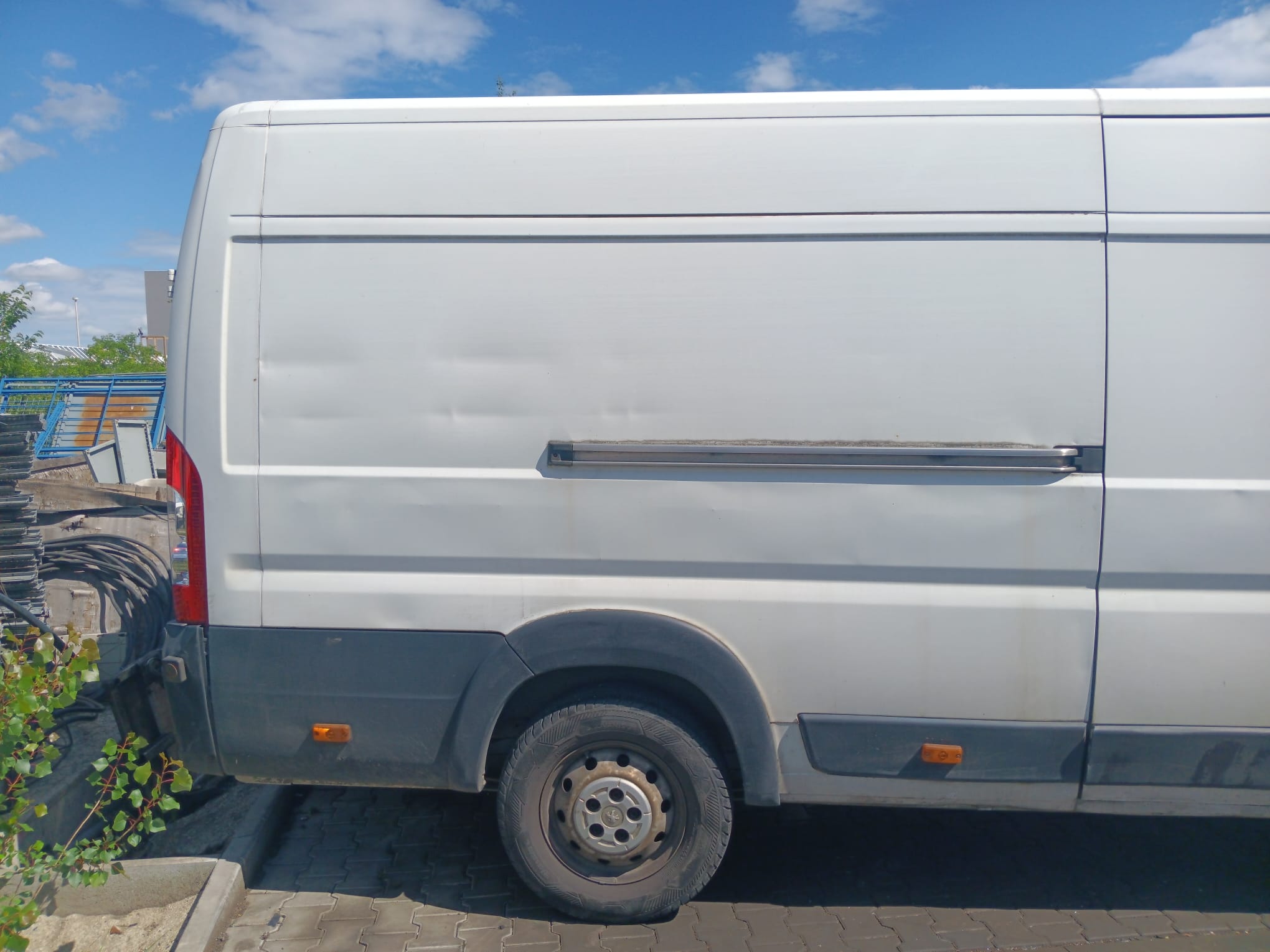 rear_right_fender