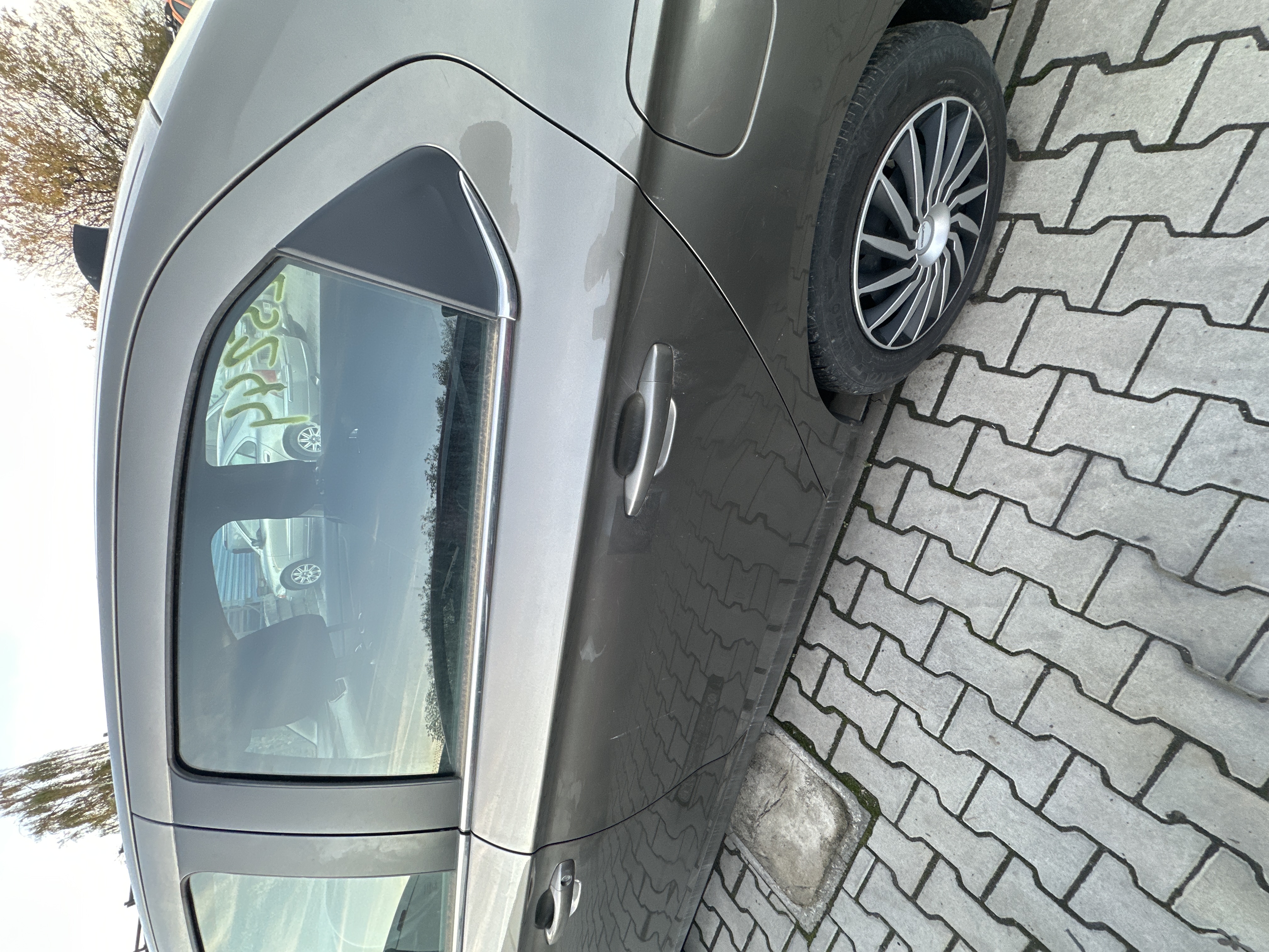 left_rear_door