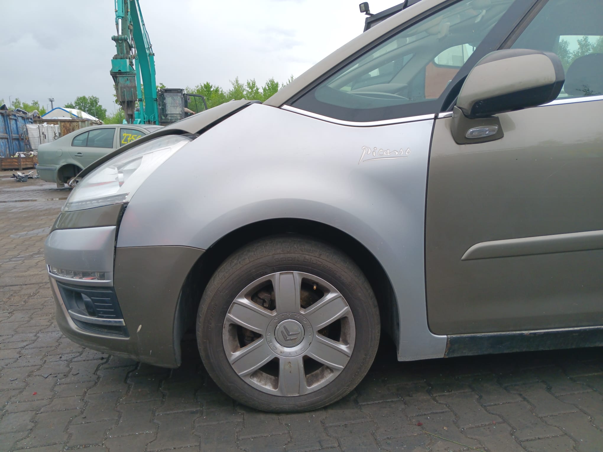 front_left_fender