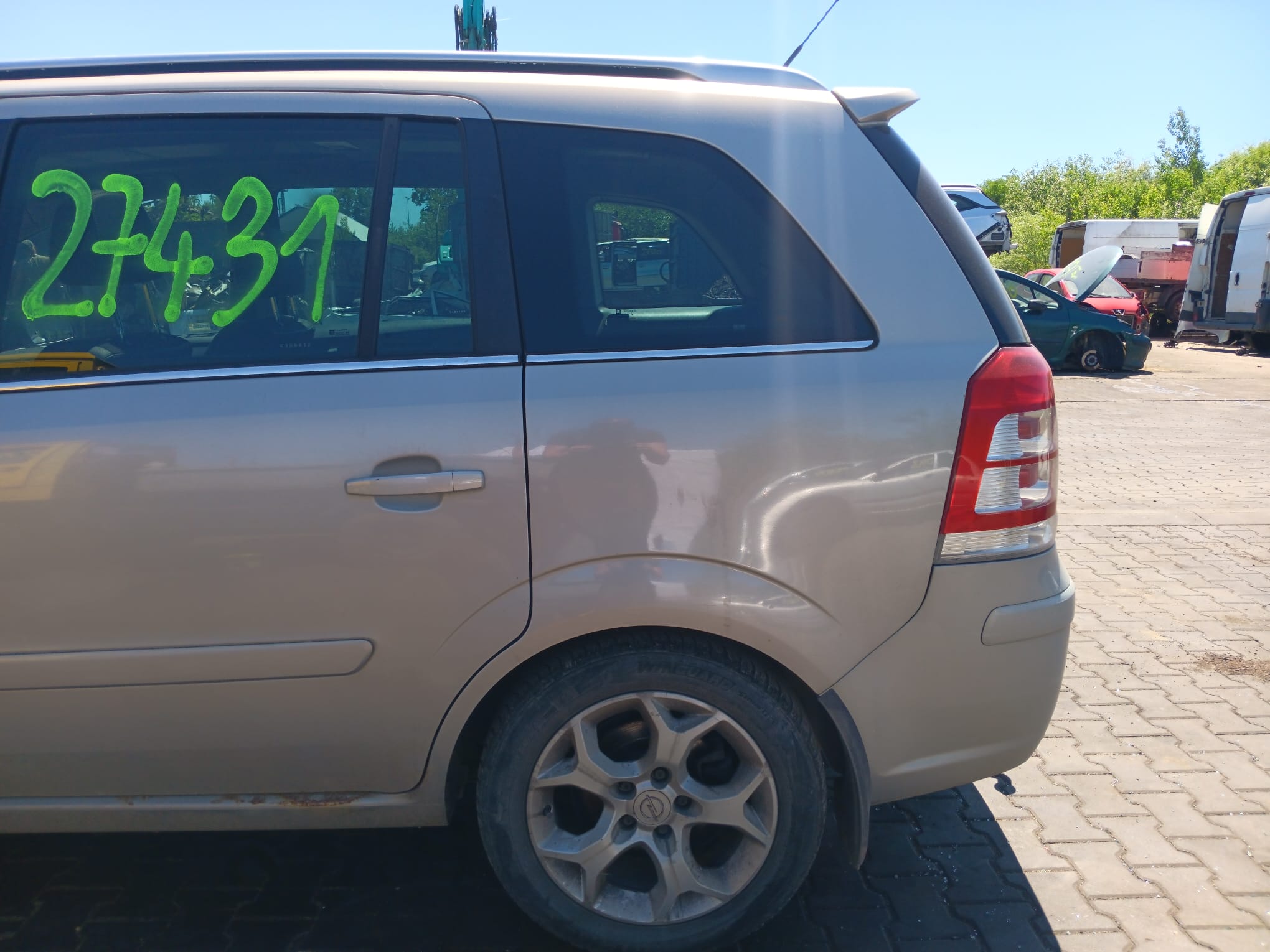 rear_left_fender