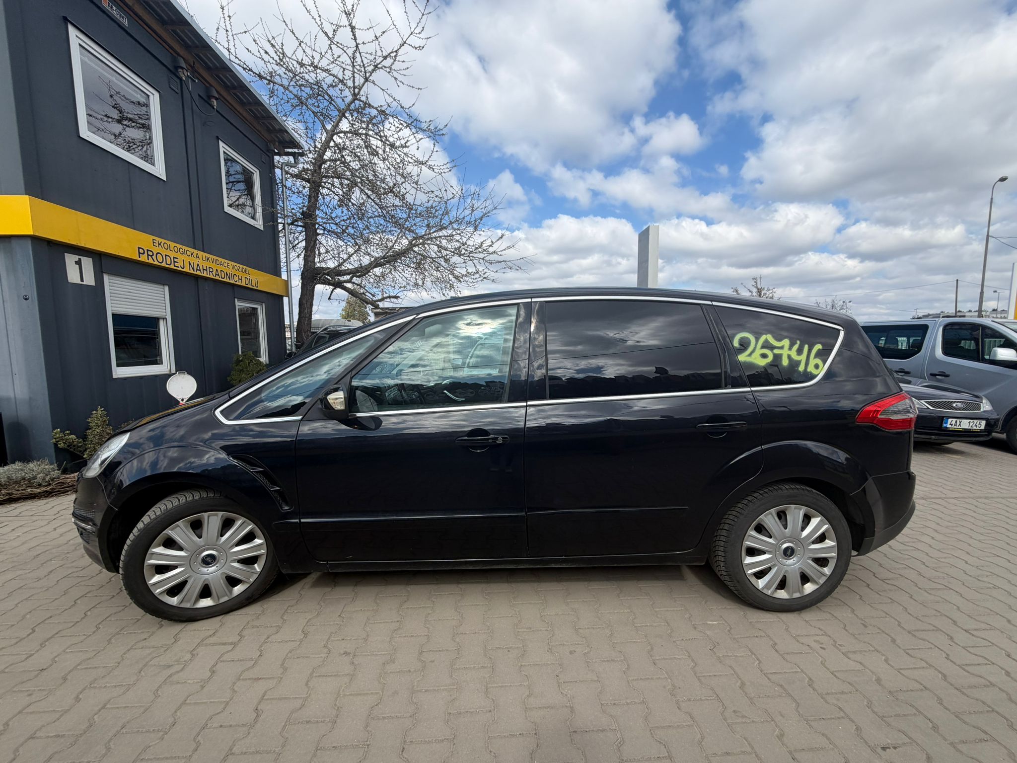 left_side_view